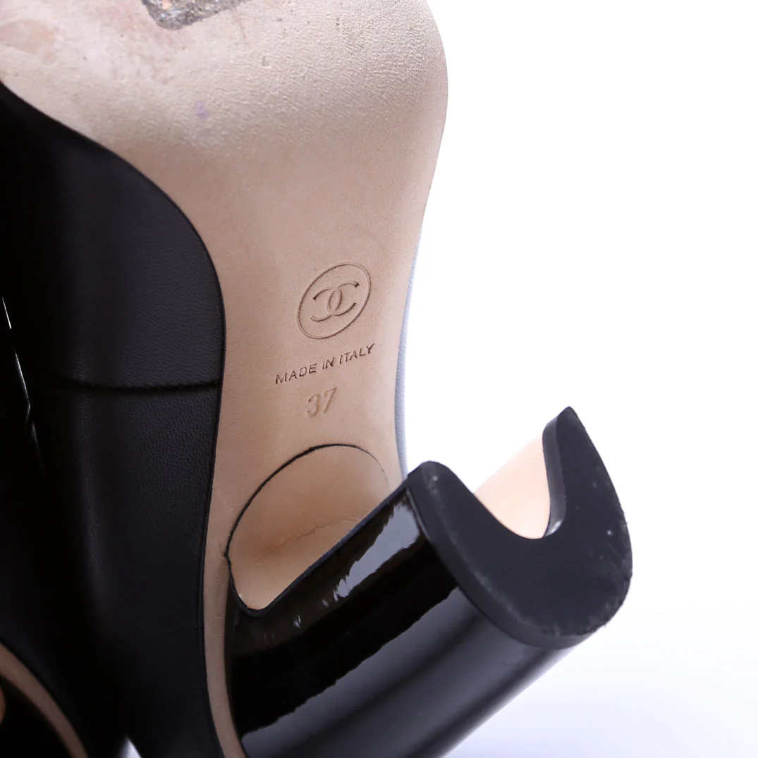 Square Cap Toe Pumps Size 37 - Image 7