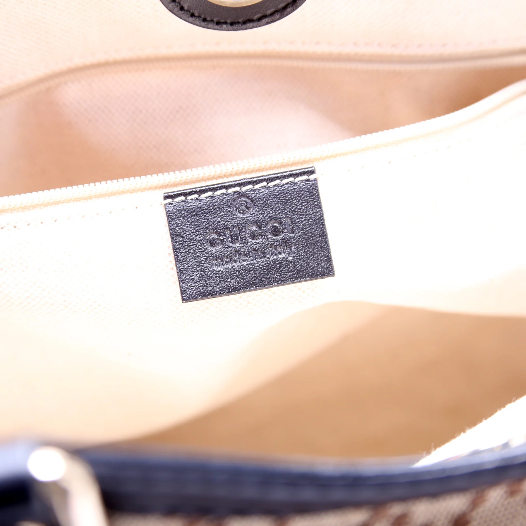 Sukey Diamante Canvas Medium 211944 - Image 9
