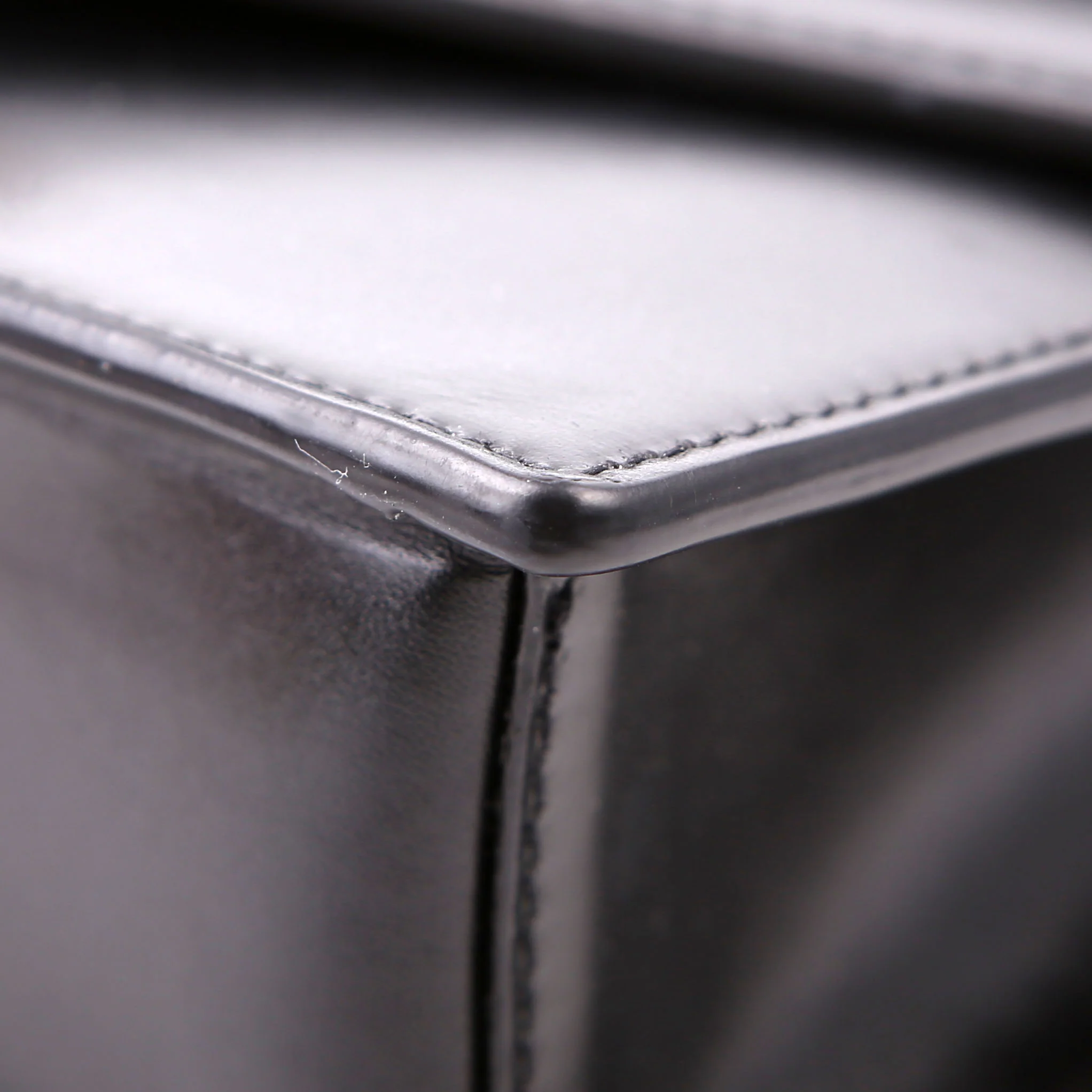 Sulpice Medium Leather Black - Image 6