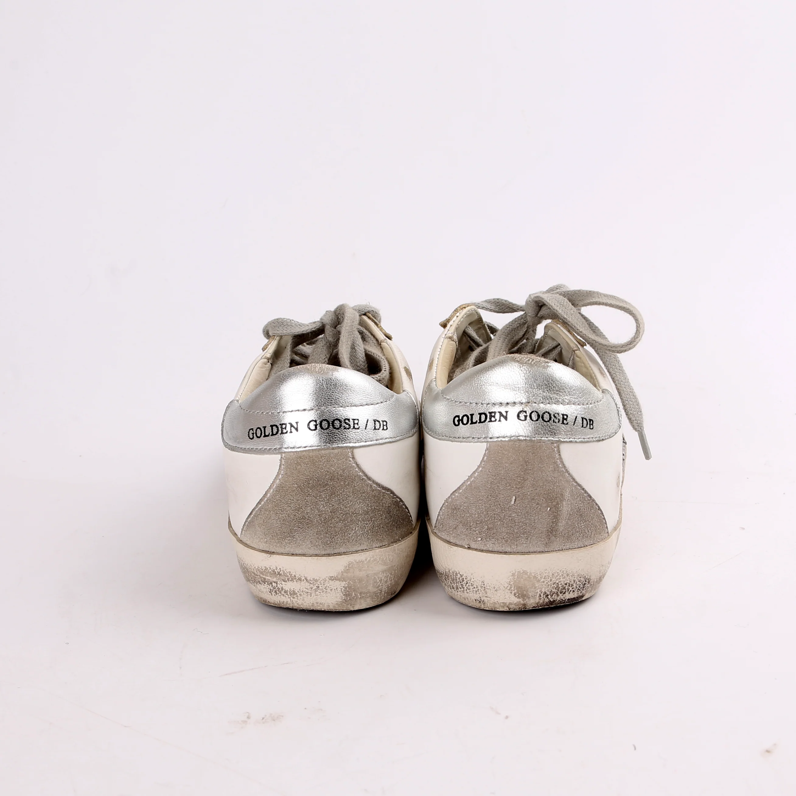 Superstar Sneakers Size 36 - Image 4