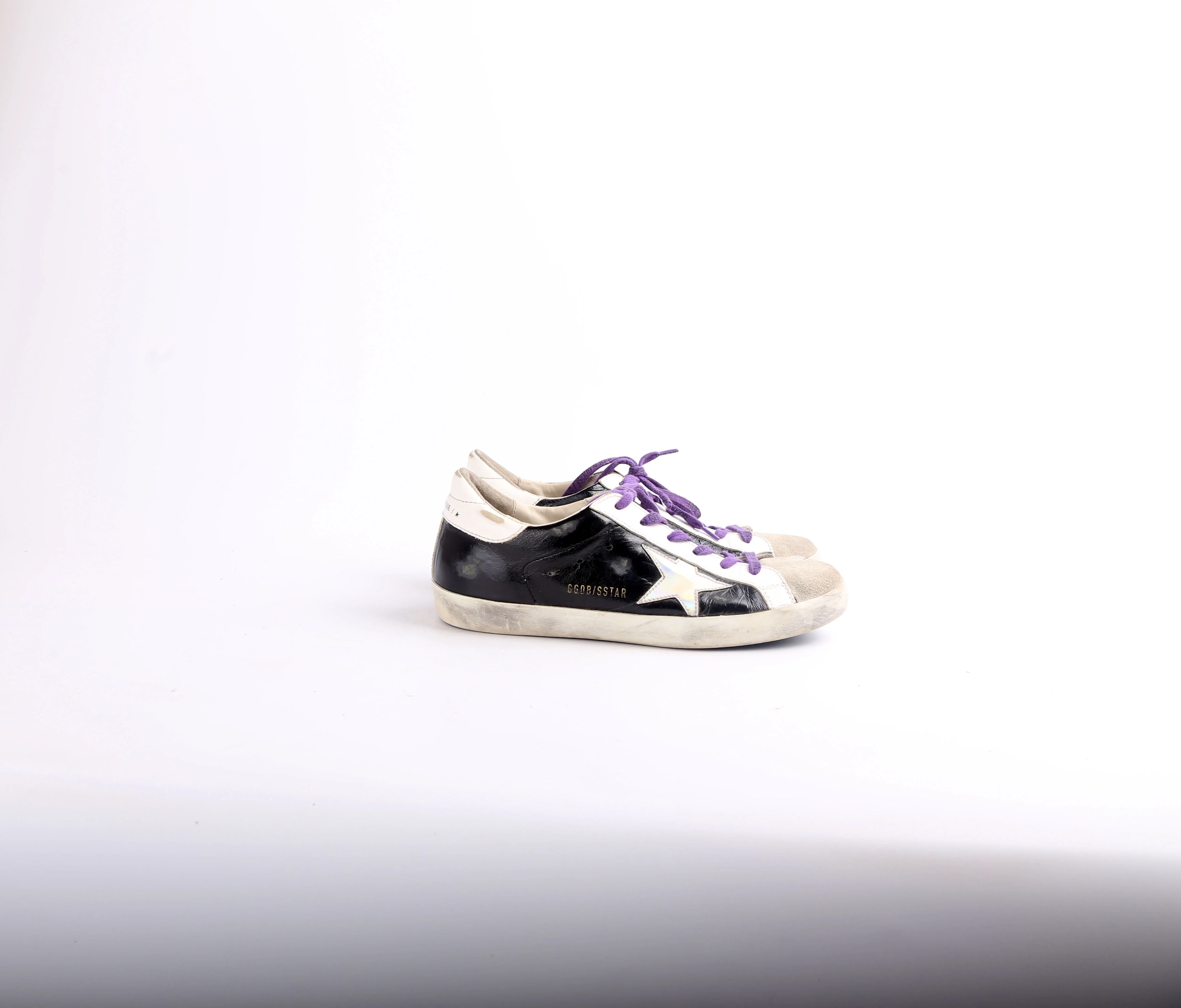 Superstar Sneakers Size 39 - Image 3