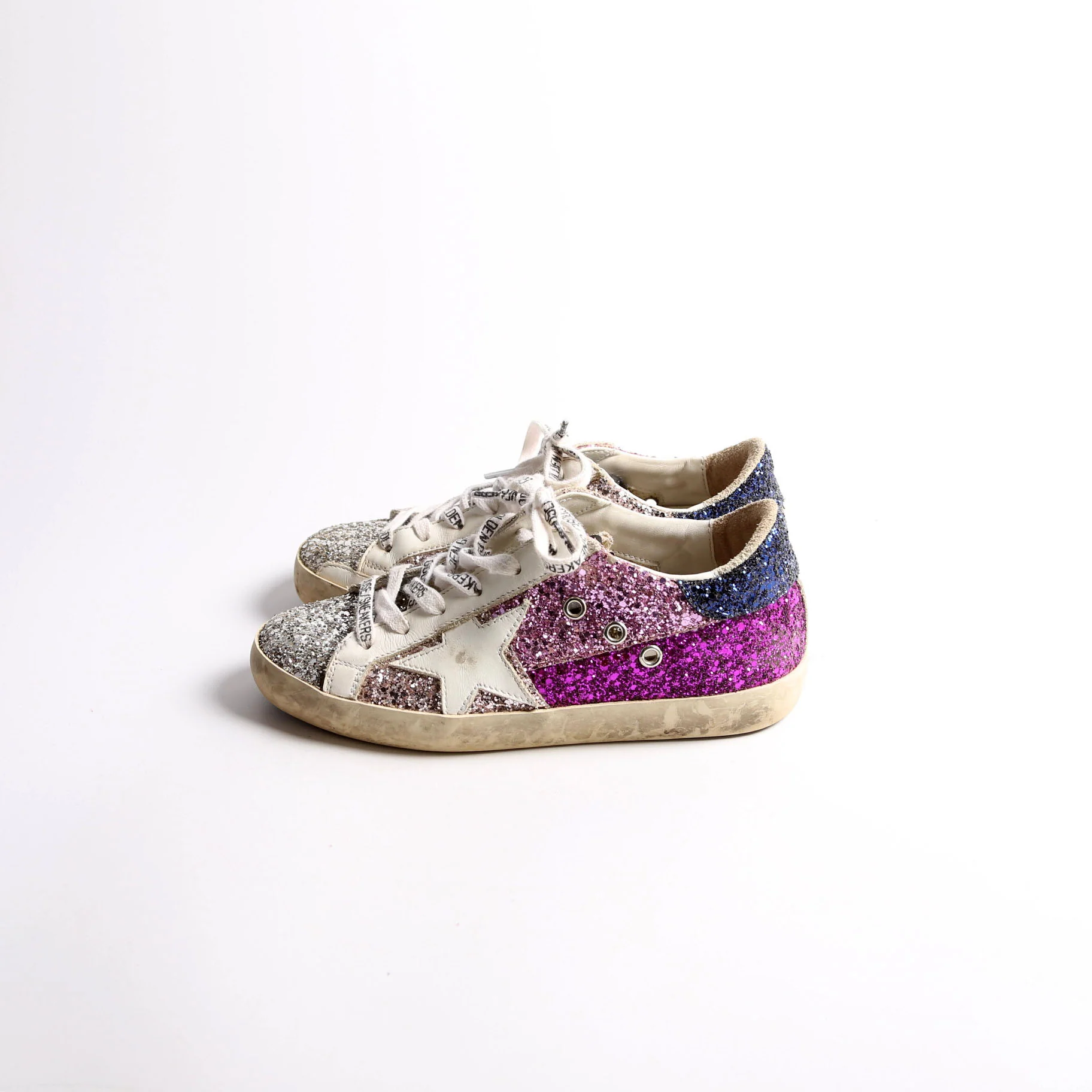 Superstar Sneakers Size 35 - Image 3