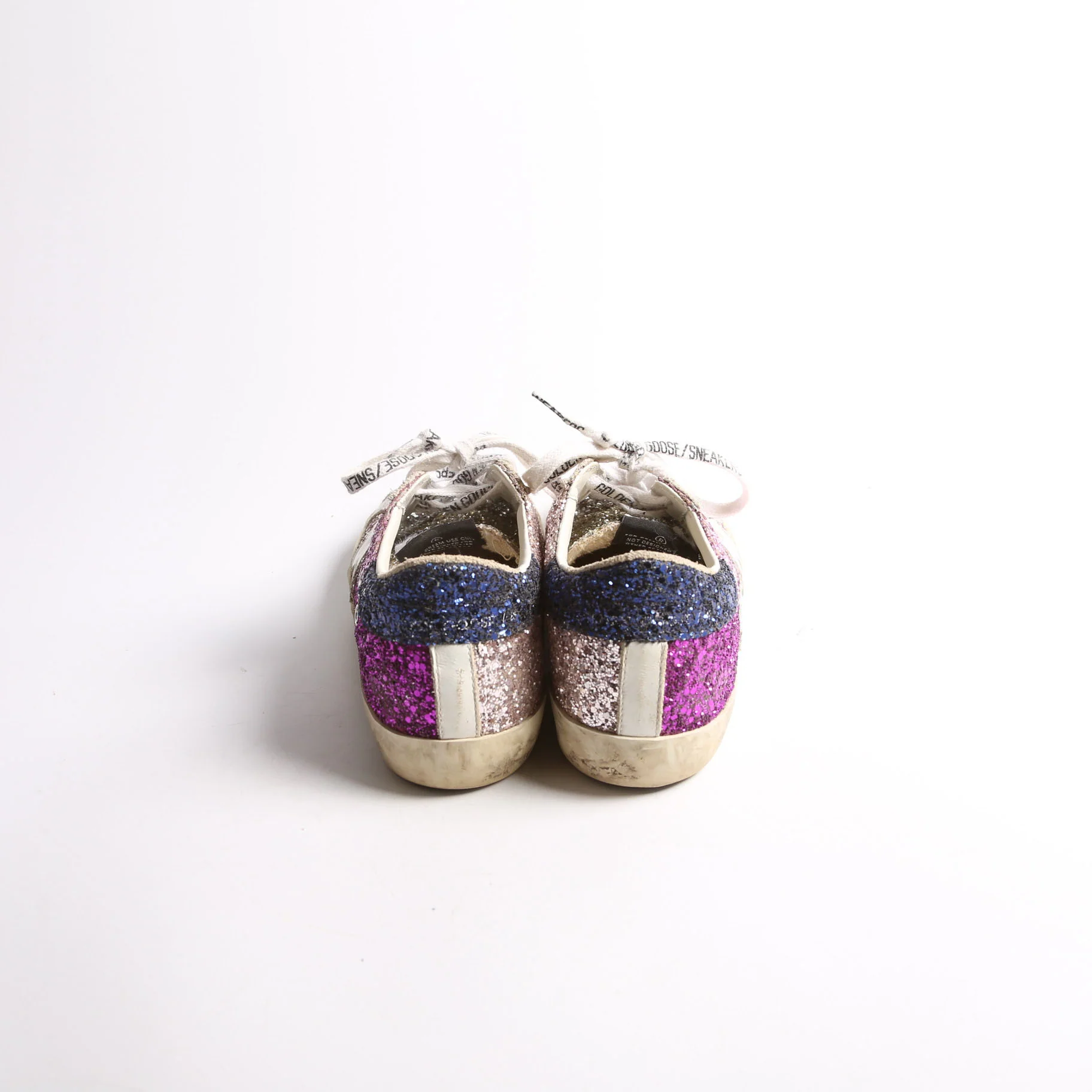 Superstar Sneakers Size 35 - Image 4