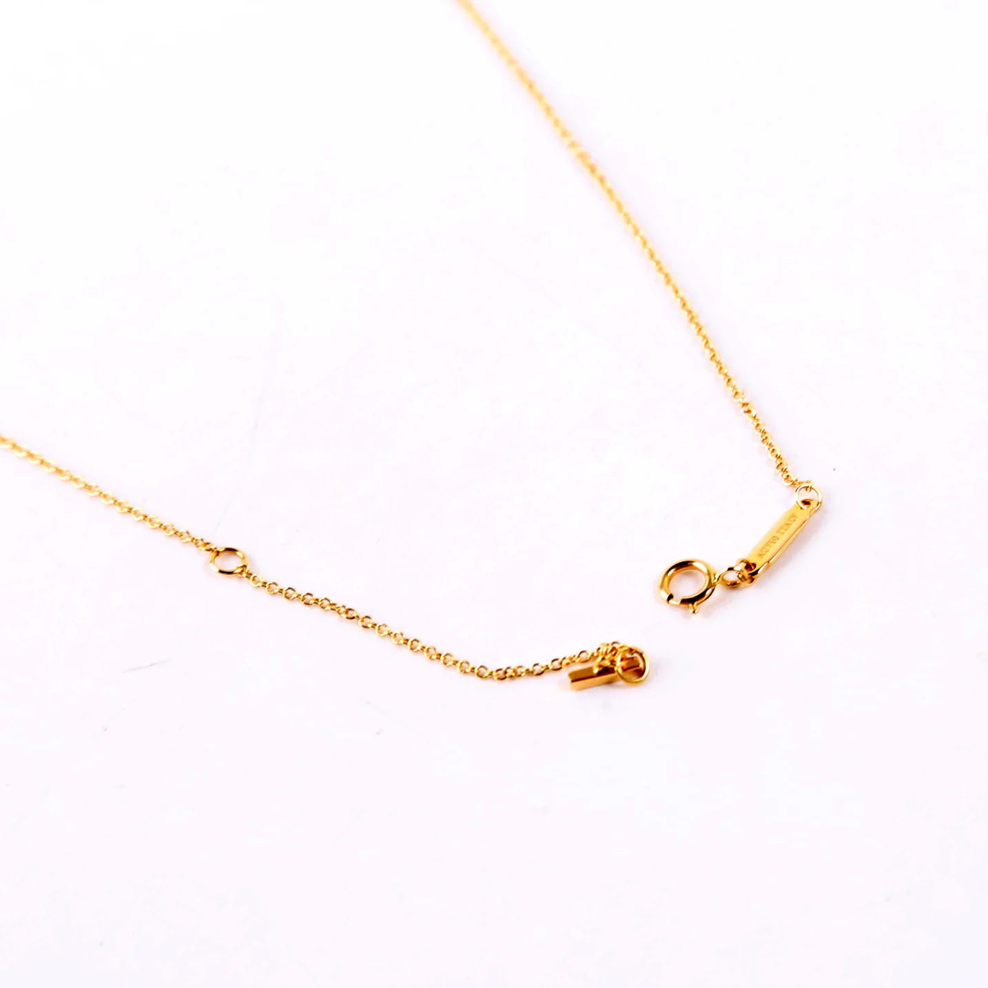 T Smile Small Necklace 750 - Image 5
