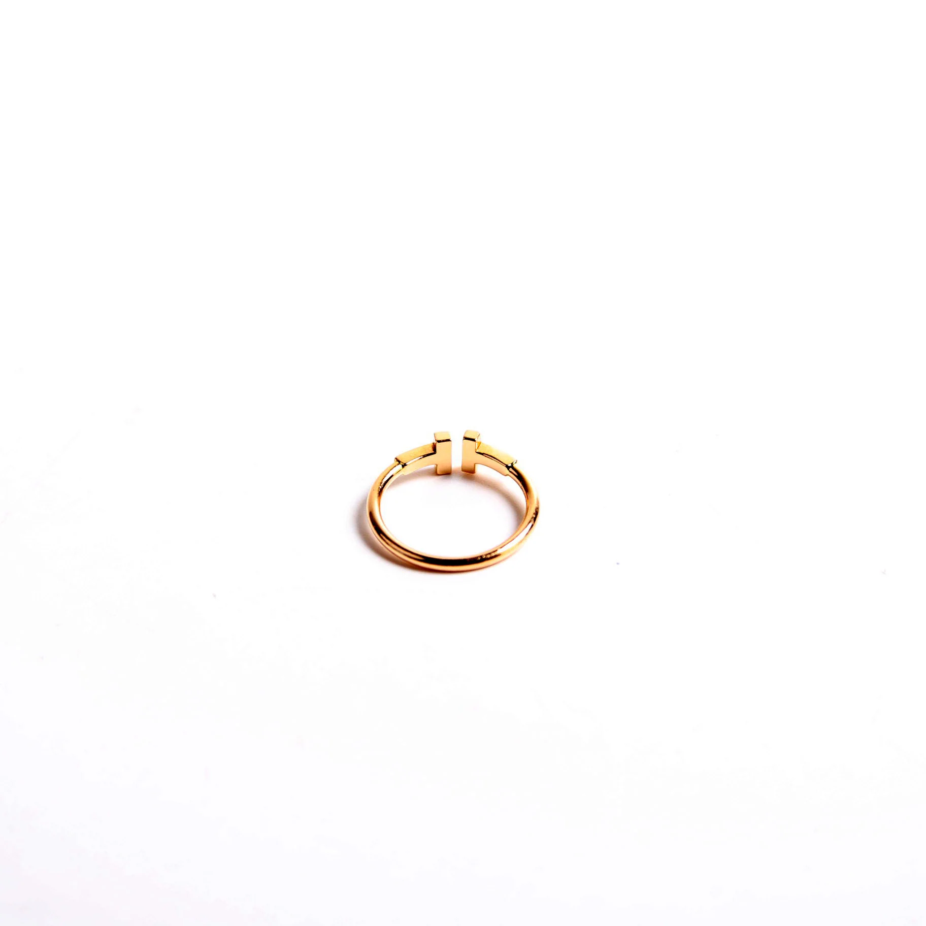 T Wire 18K Size 7.5 - Image 2