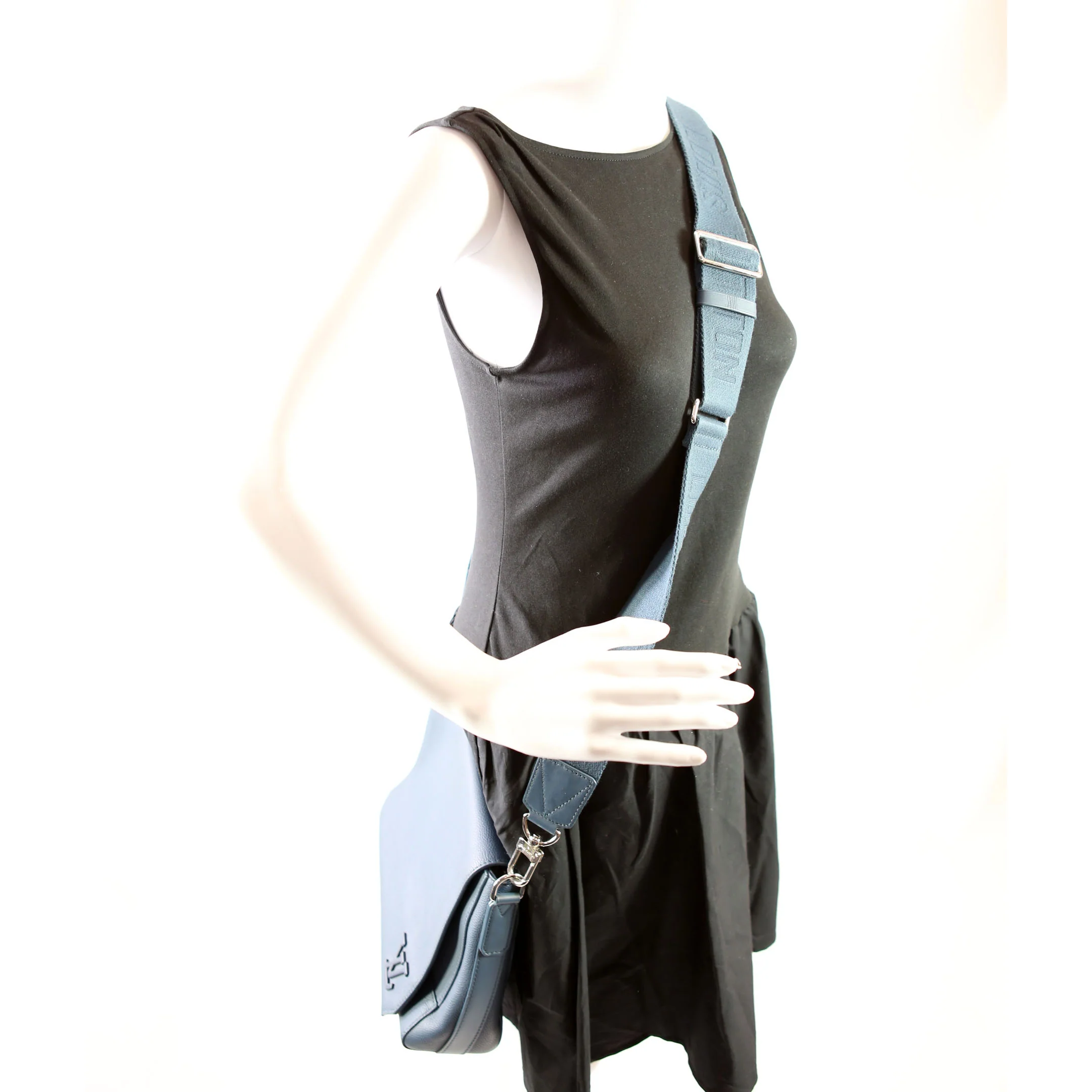 Takeoff Messenger Aerogram Calfskin Blue - Image 12