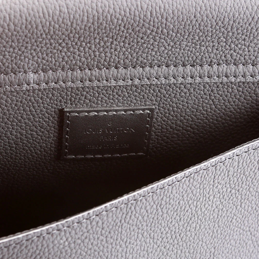 Takeoff Sling Aerogram Leather Black - Image 7