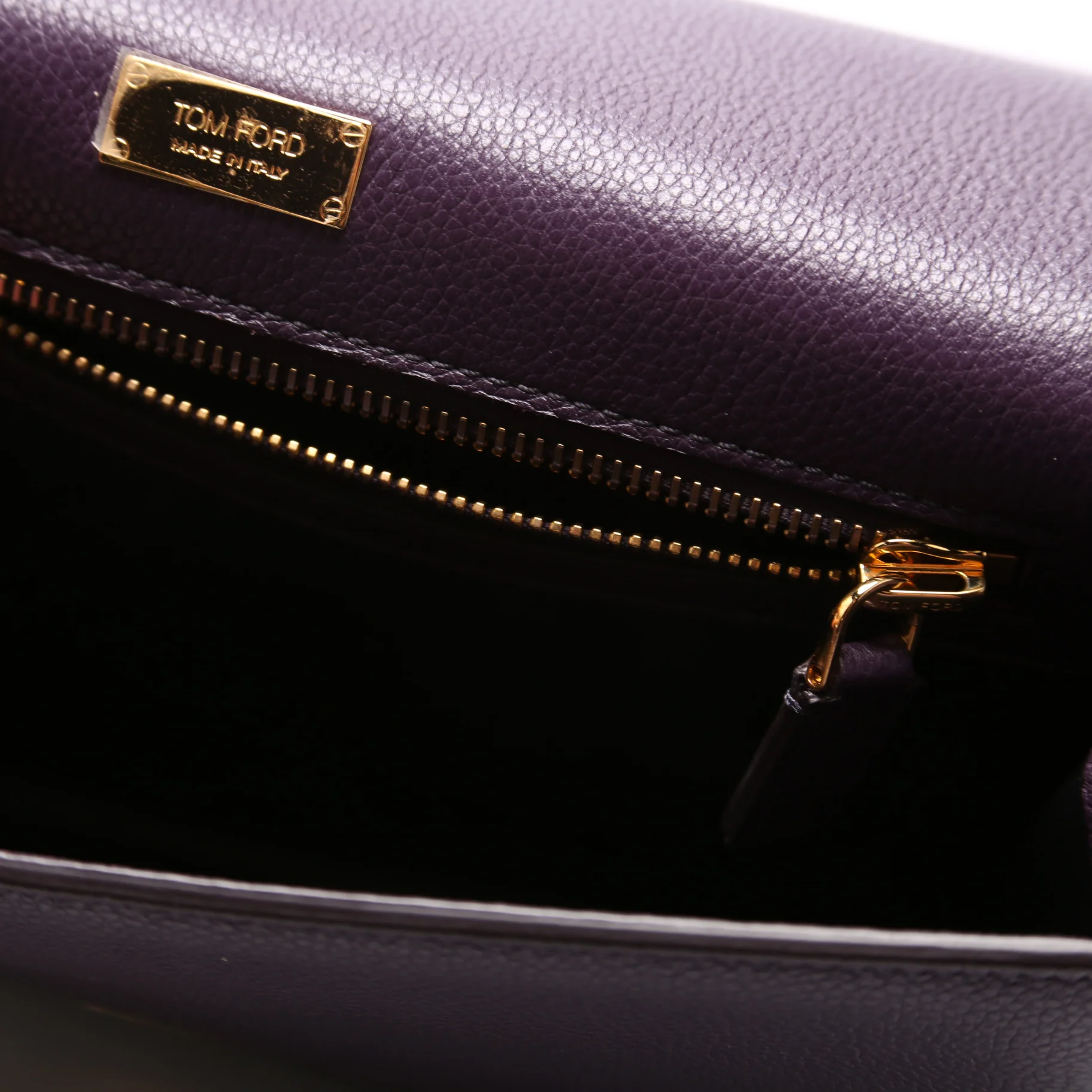 Tara Small Clutch Grain Leather - Image 8