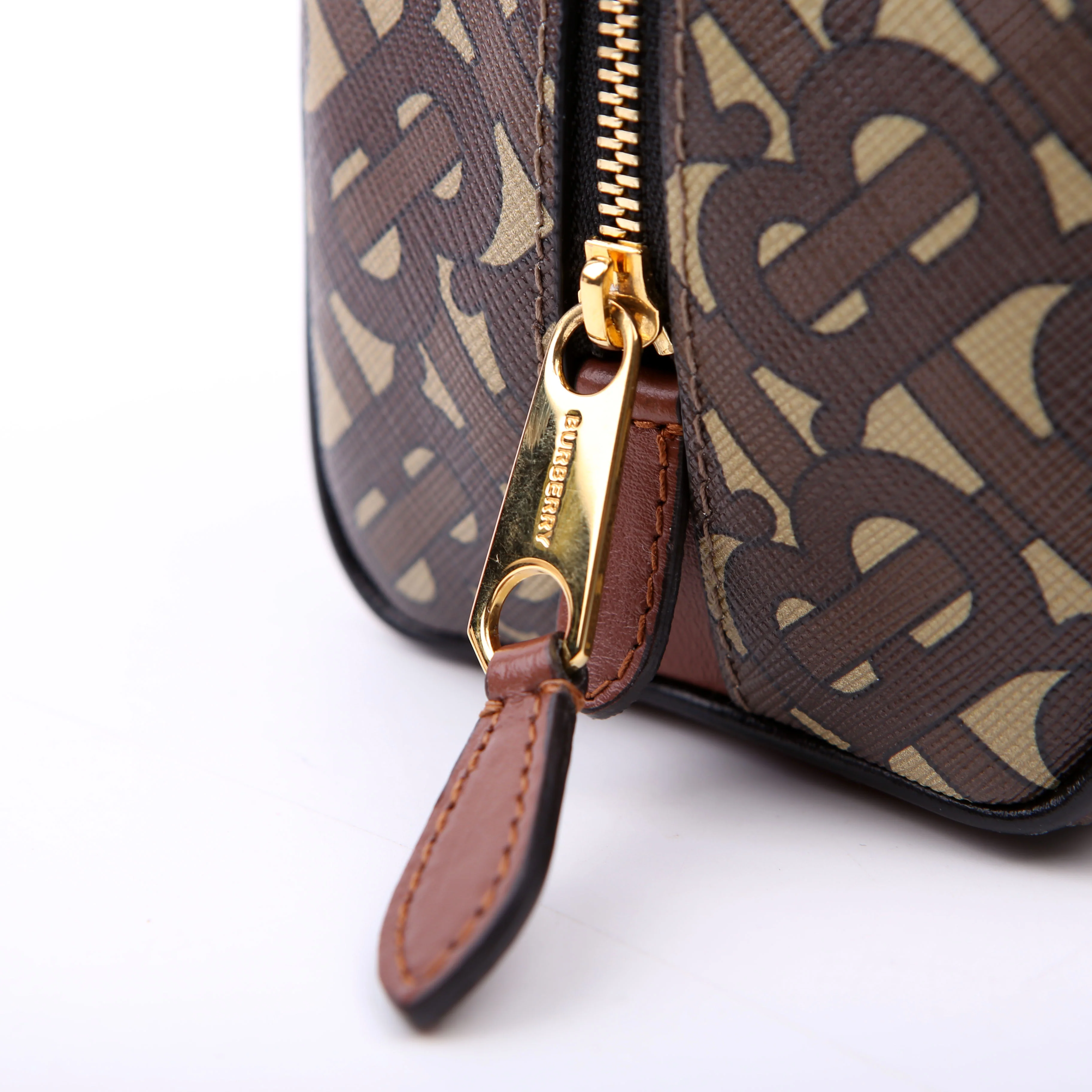 TB Stripe Travel Pouch Brown - Image 10