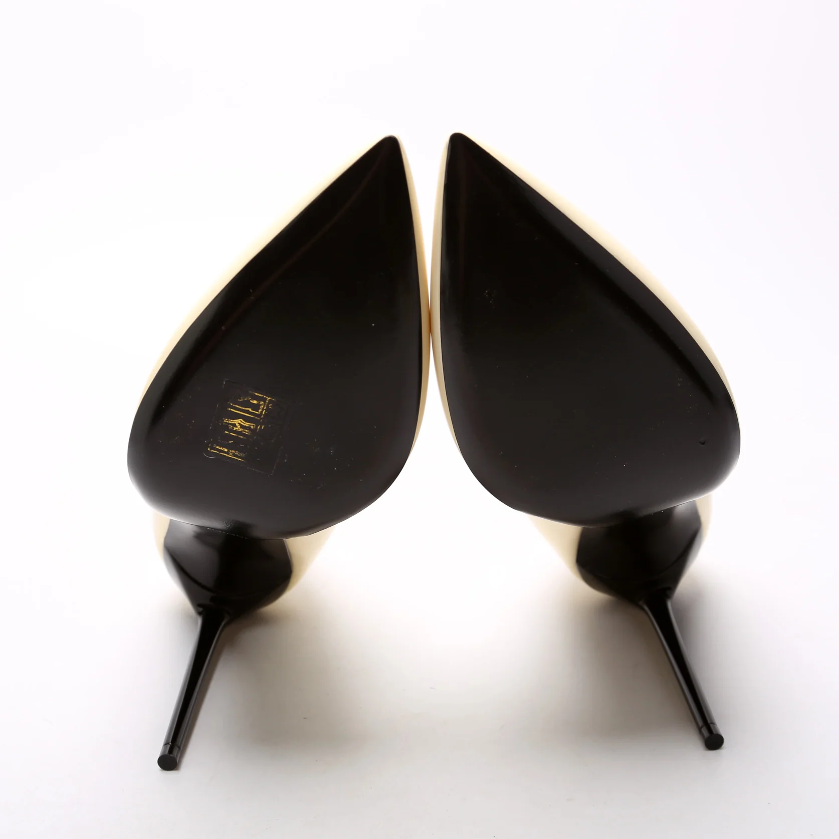 Teddy Pumps Size 37.5 - Image 6