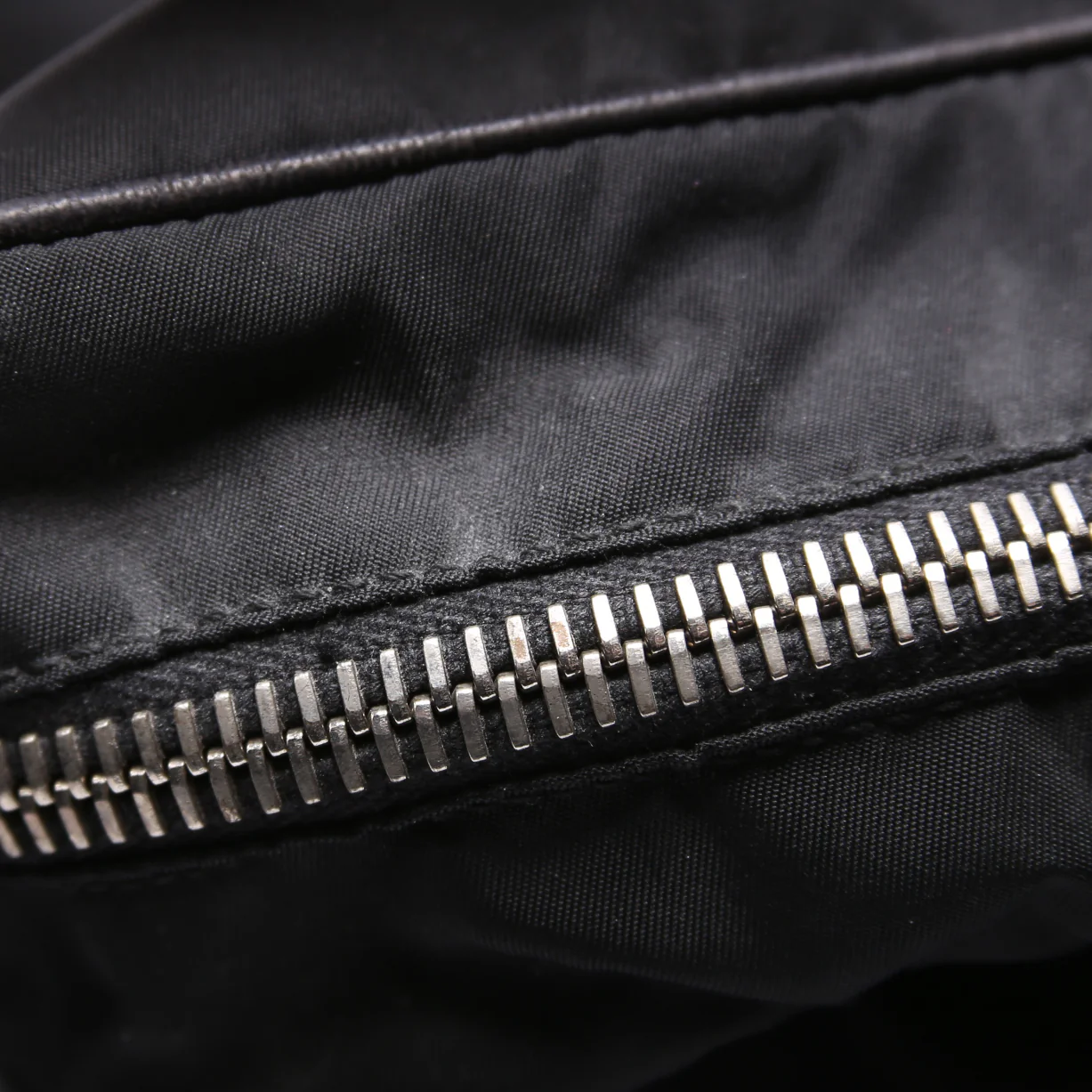 Tessuto Nylon/Leather Shoulder Bag Vintage Black - Image 10