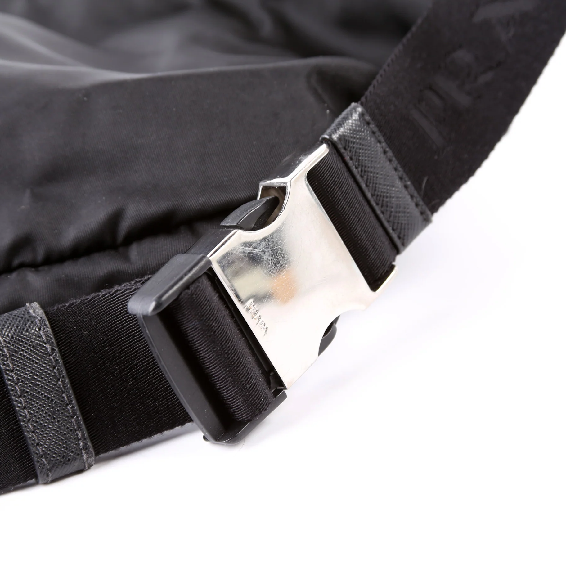 Tessuto Nylon Waist Bag Large - Image 10