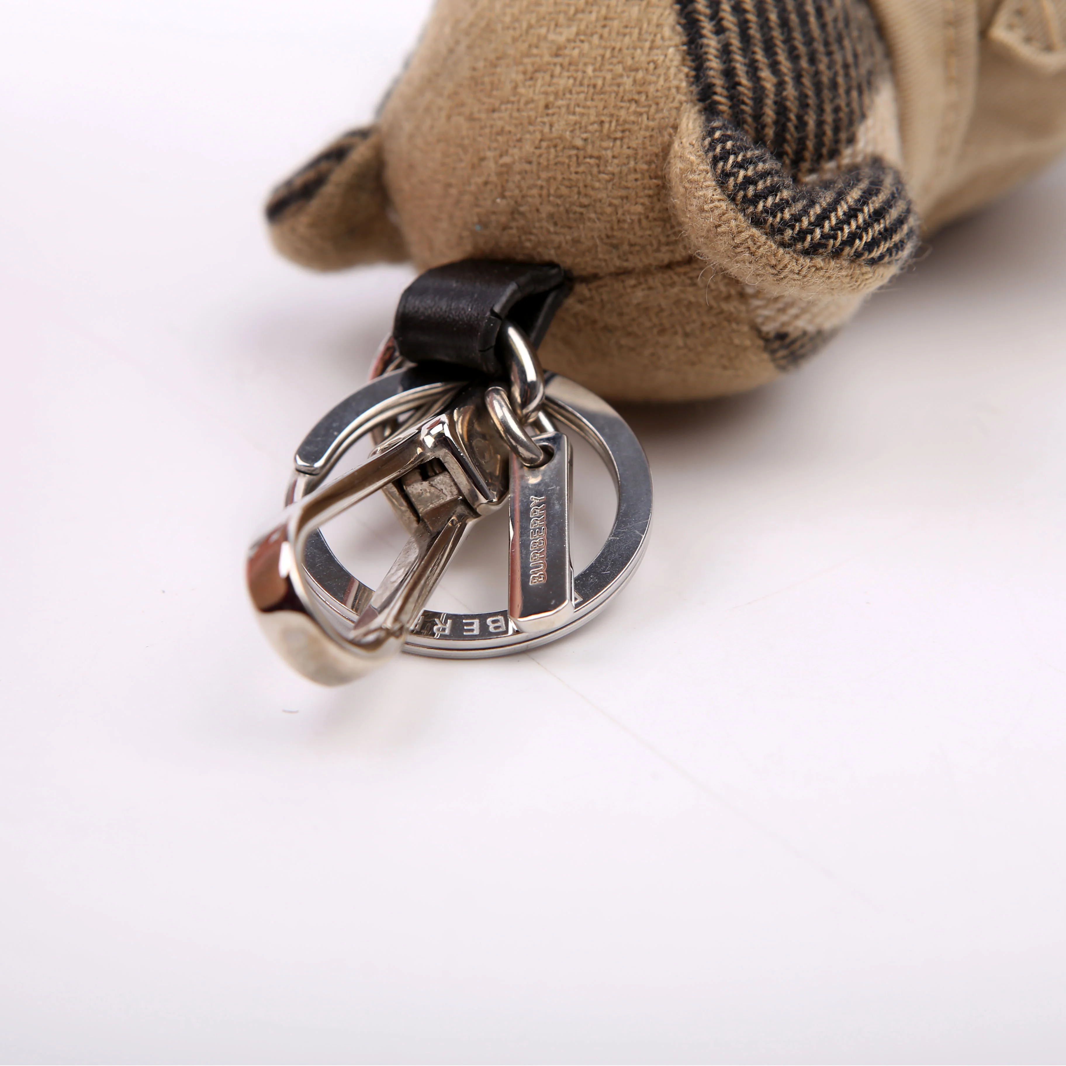 Thomas Bear With Trench Coat Cashmere Key Chain - Image 4