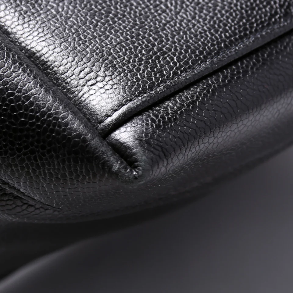 Timeless CC Tote 2M - Image 7