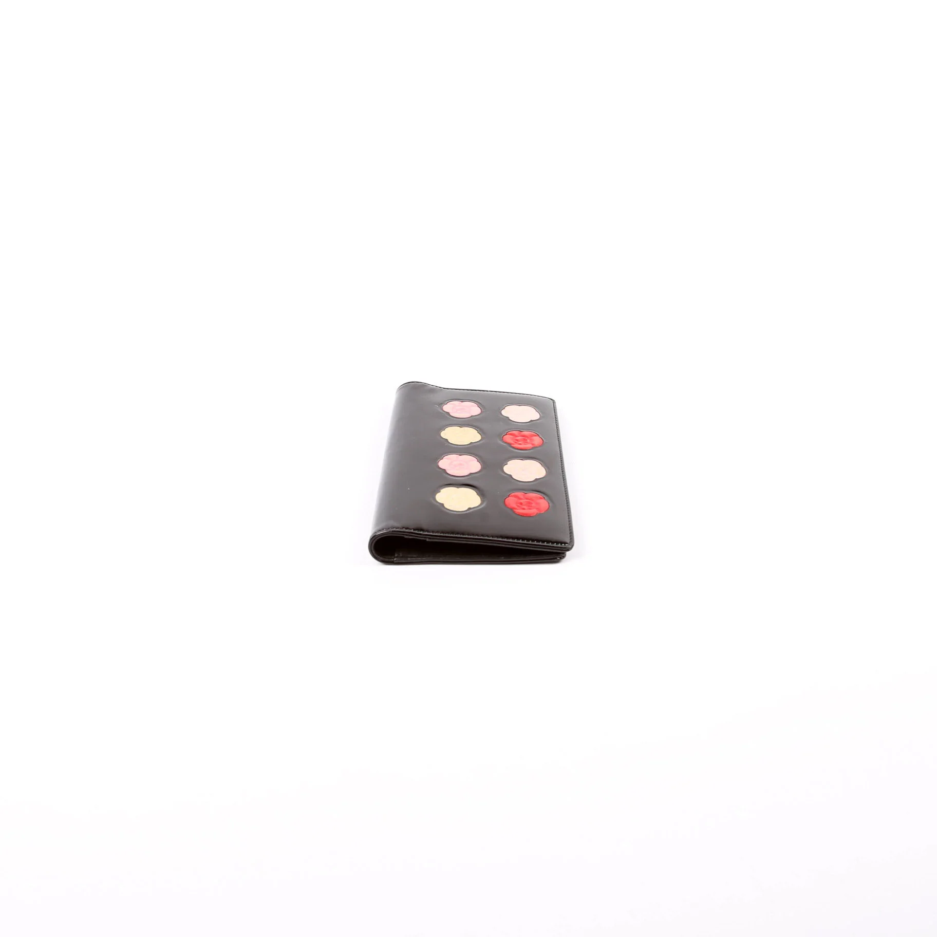 Timless CC Camellia Flower Pallet Patent Yen Wallet 12M Black/Multicolor - Image 3