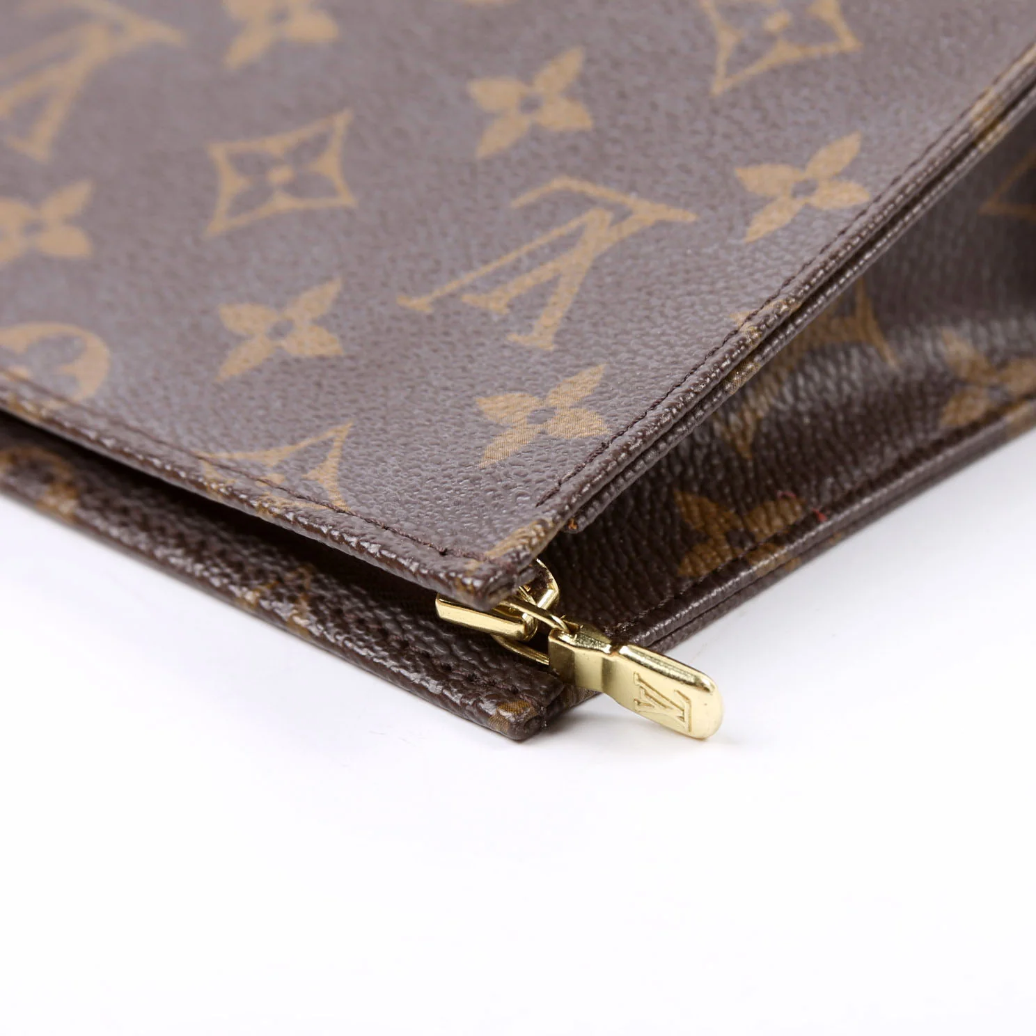 Toiletry Pouch 15 Monogram - Image 9