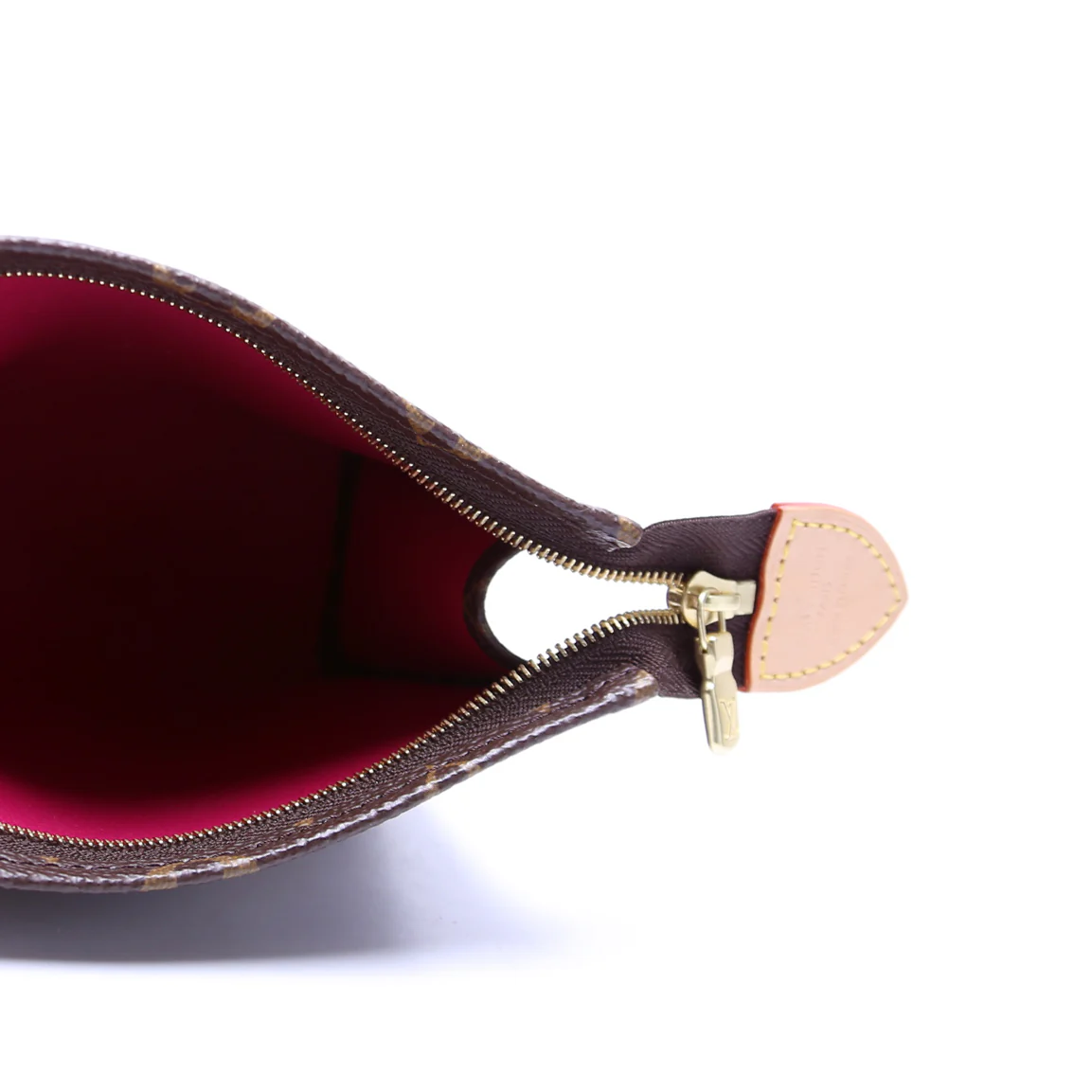 Toiletry Pouch 15 Monogram Newer - Image 9