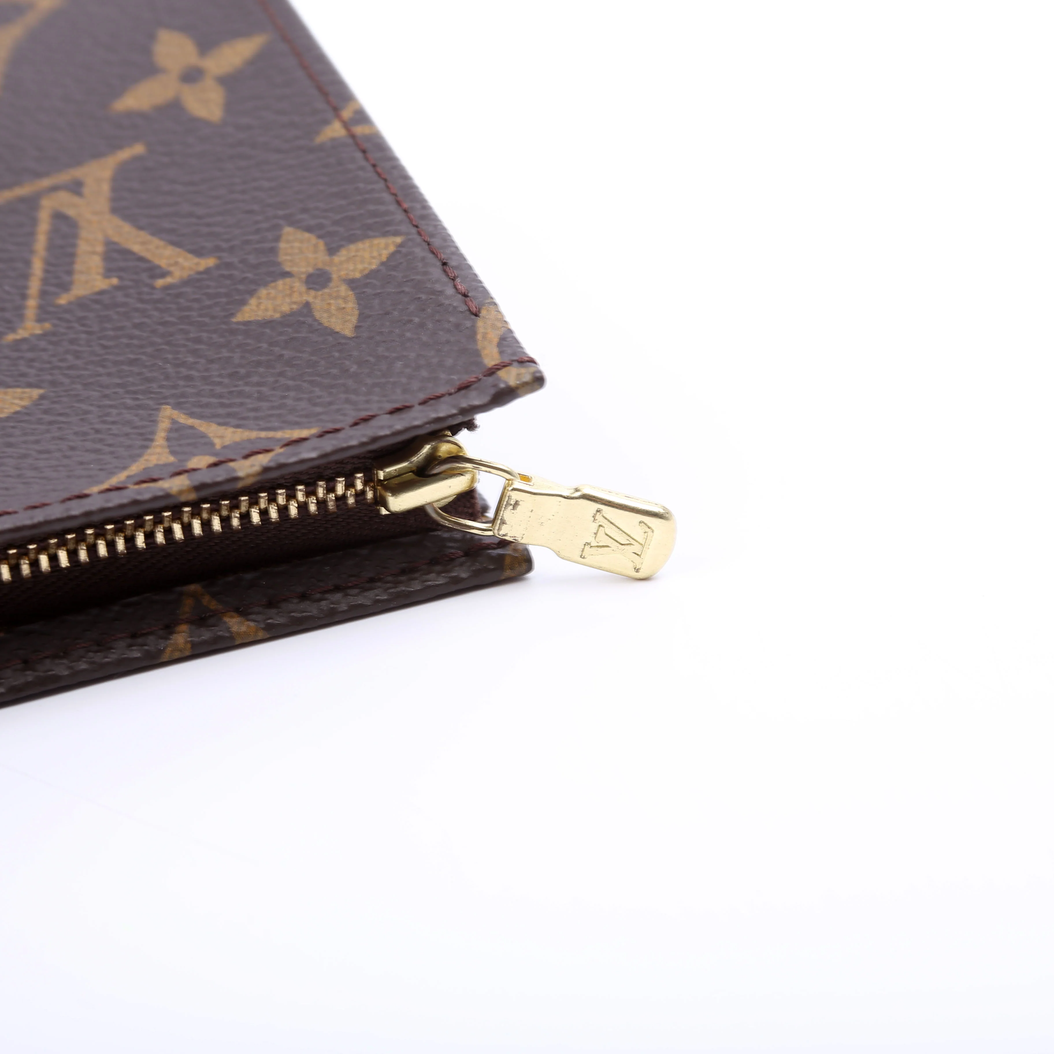 Toiletry Pouch 15 Monogram Newer - Image 5