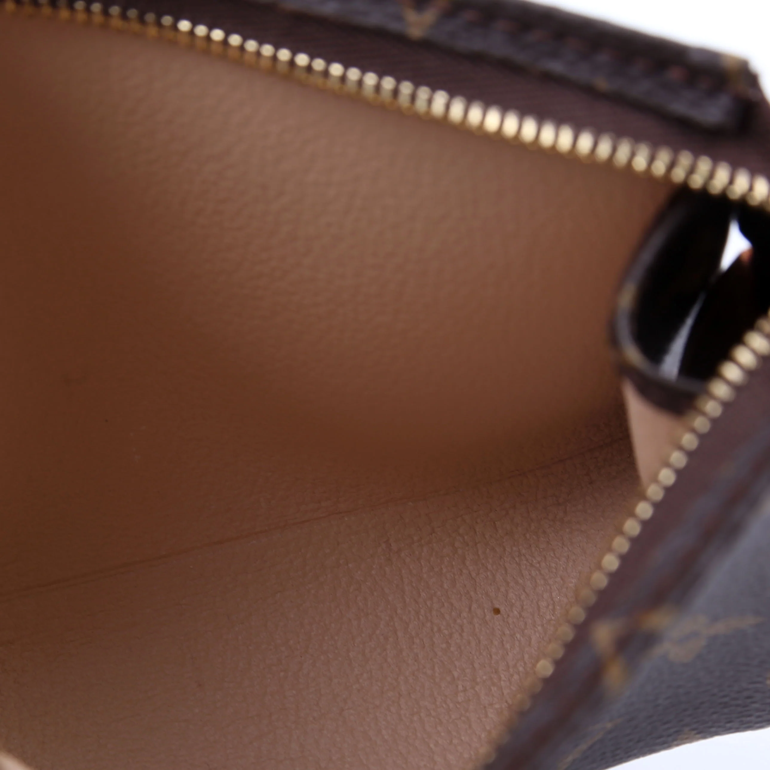Toiletry Pouch 15 Monogram Newer - Image 7