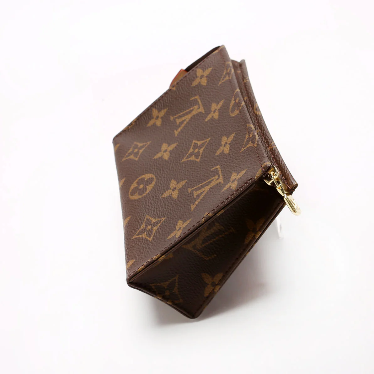 Toiletry Pouch 15 Monogram Newer - Image 4