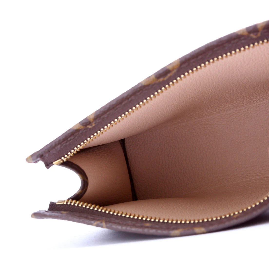 Toiletry Pouch 15 Monogram Newer - Image 6