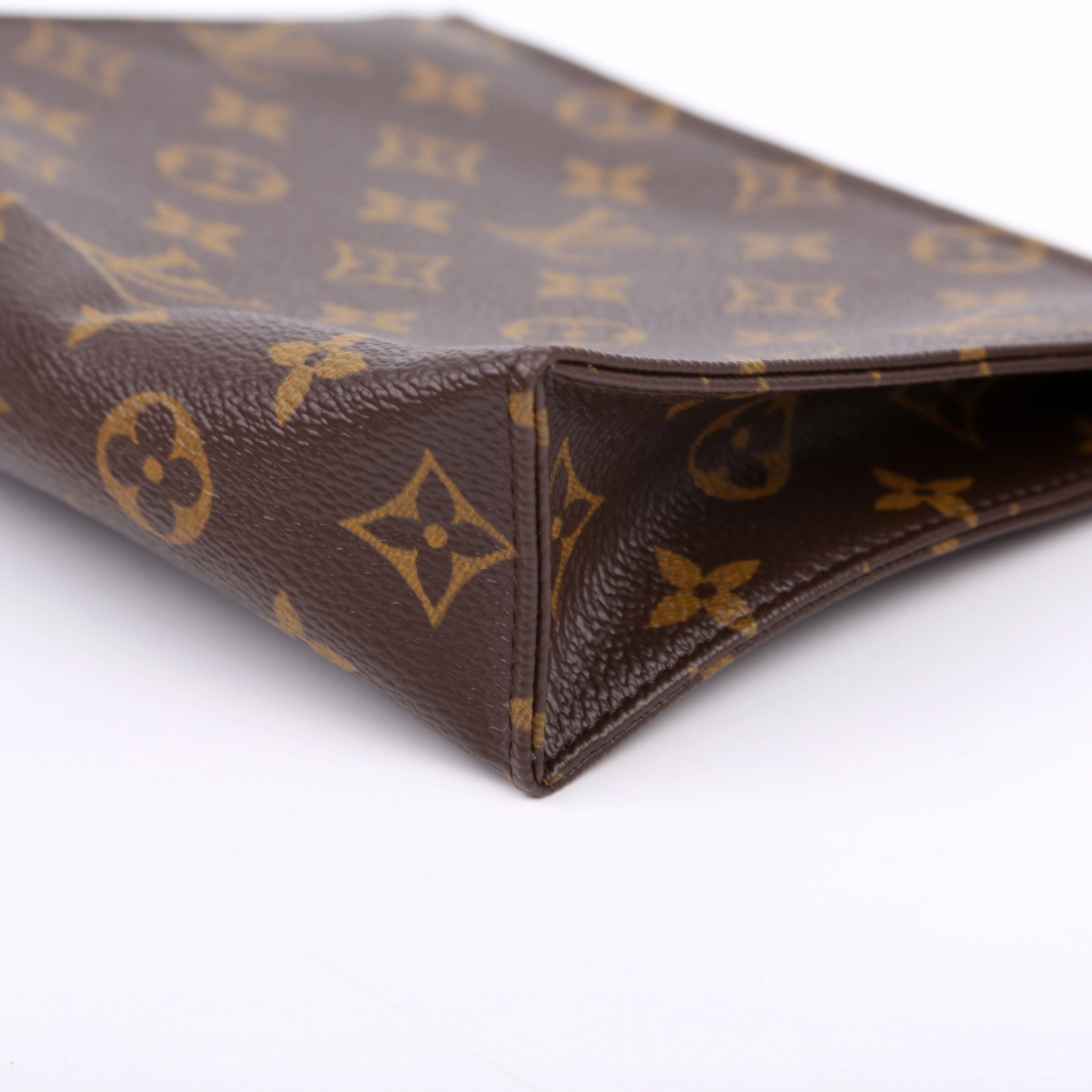 Toiletry Pouch 19 Monogram Newer - Image 7