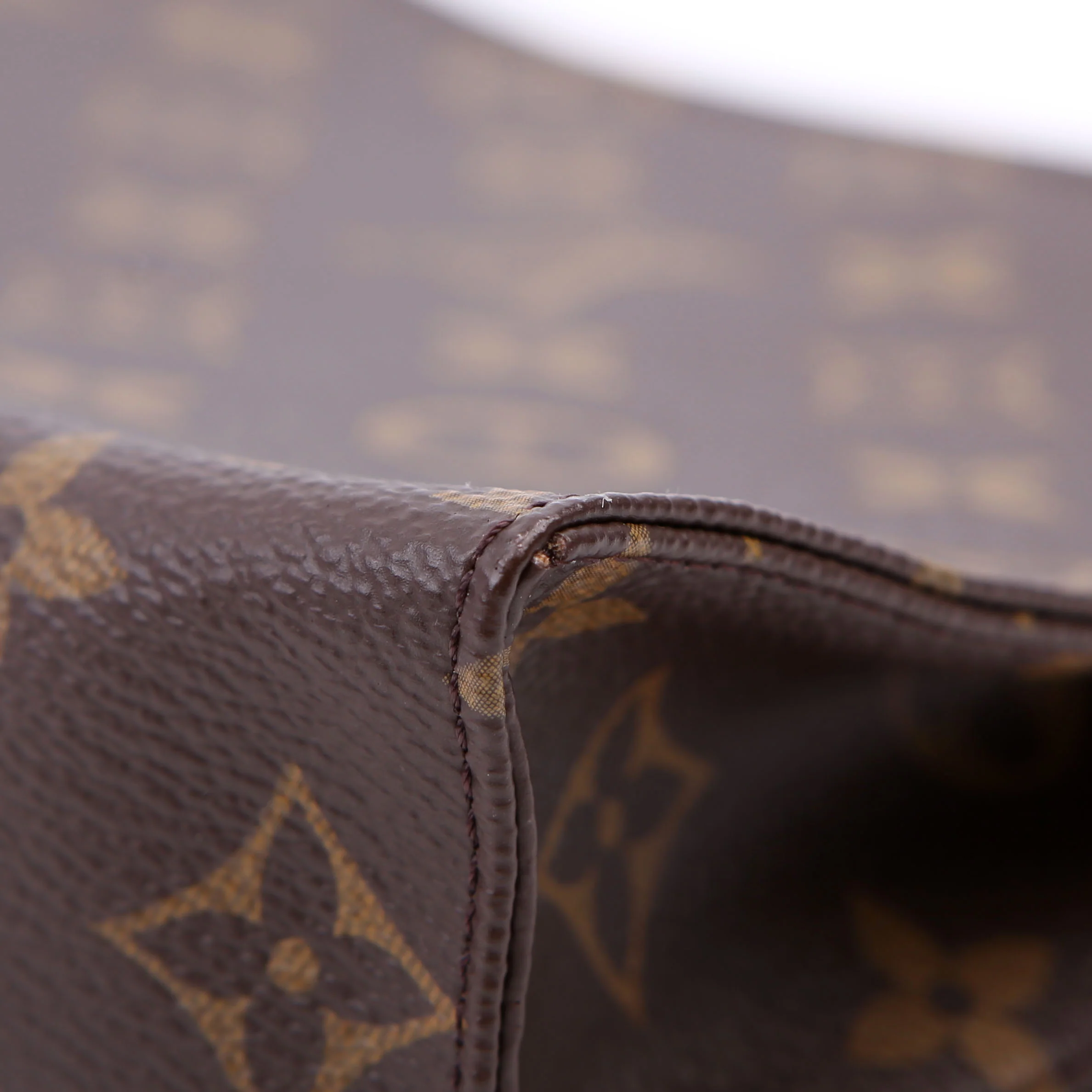 Toiletry Pouch 19 Monogram Newer - Image 8