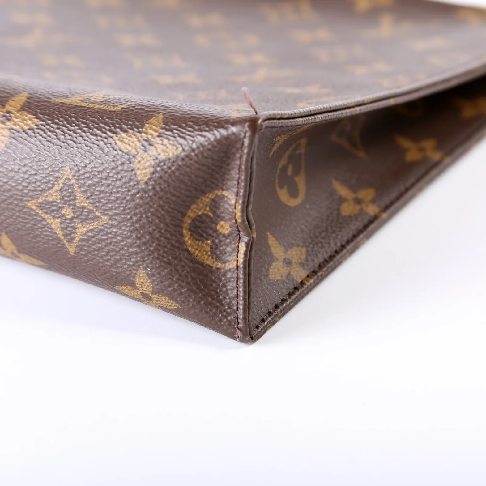 Toiletry Pouch 26 Newer Monogram - Image 7