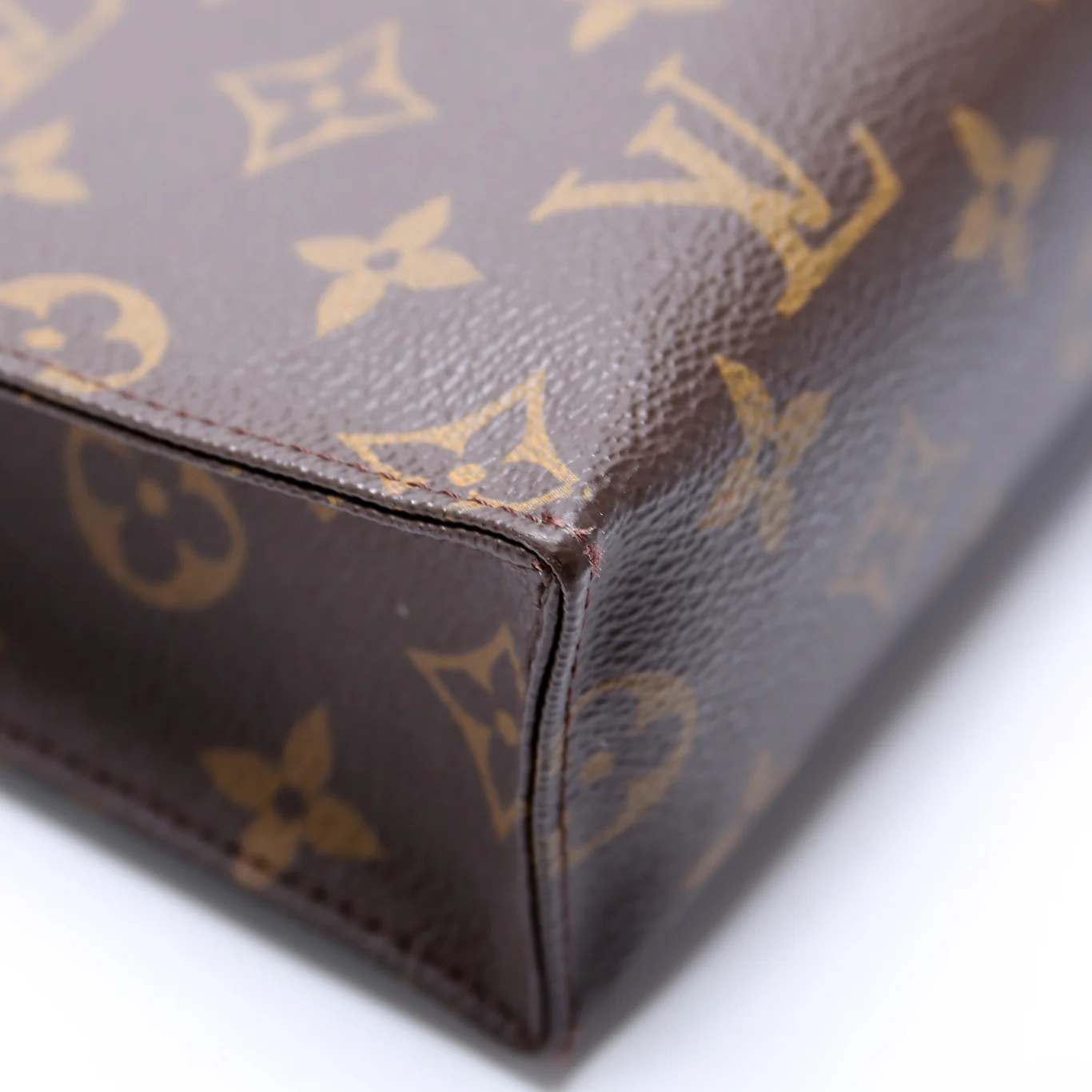 Toiletry Pouch 26 Newer Monogram - Image 5