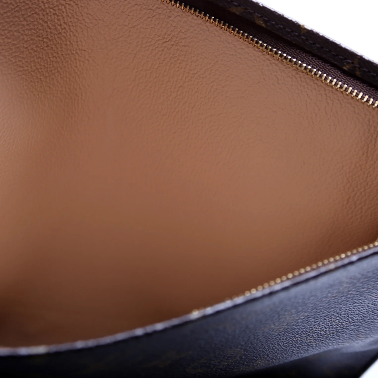 Toiletry Pouch 26 Newer Monogram - Image 7