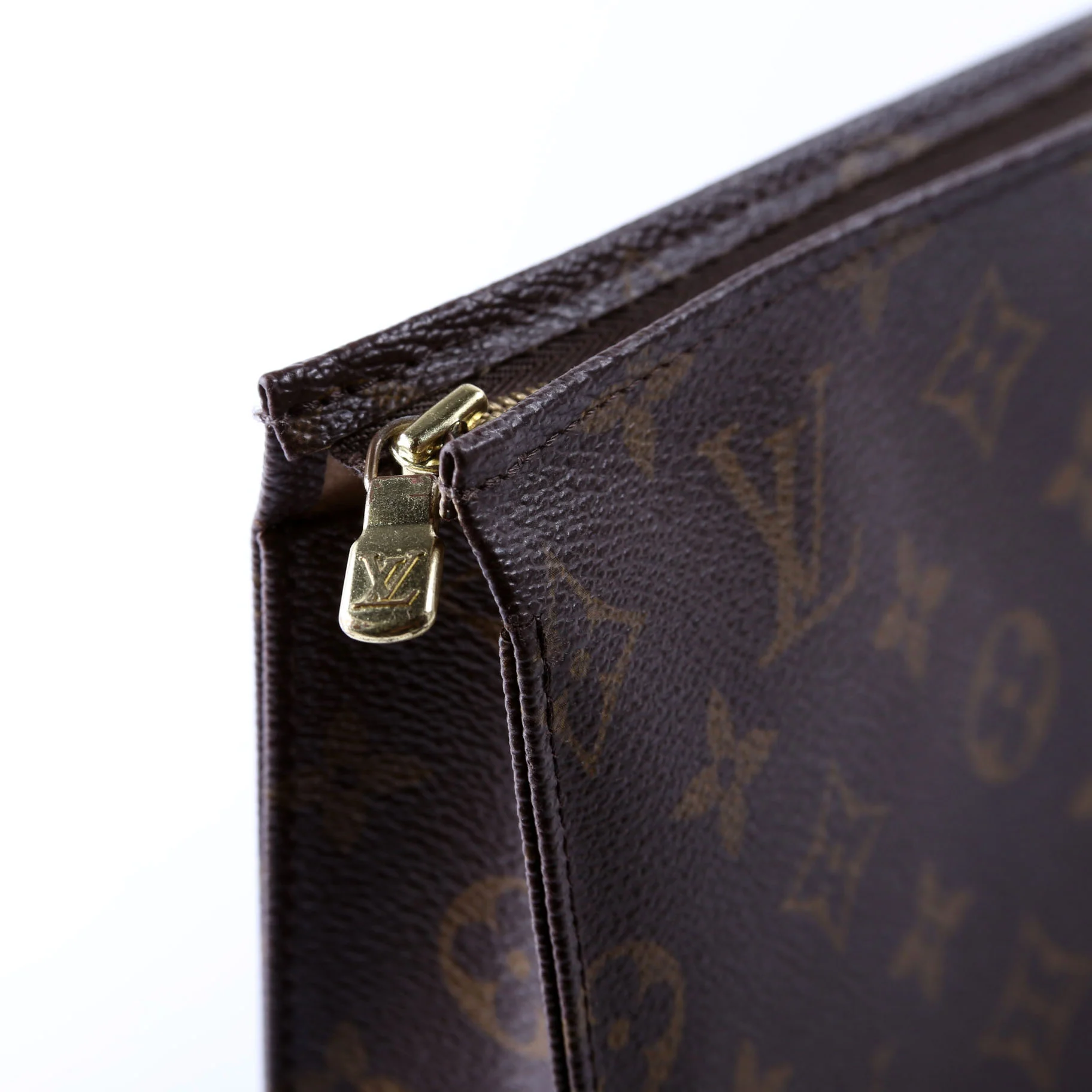 Toiletry Pouch 26 Newer Monogram - Image 8