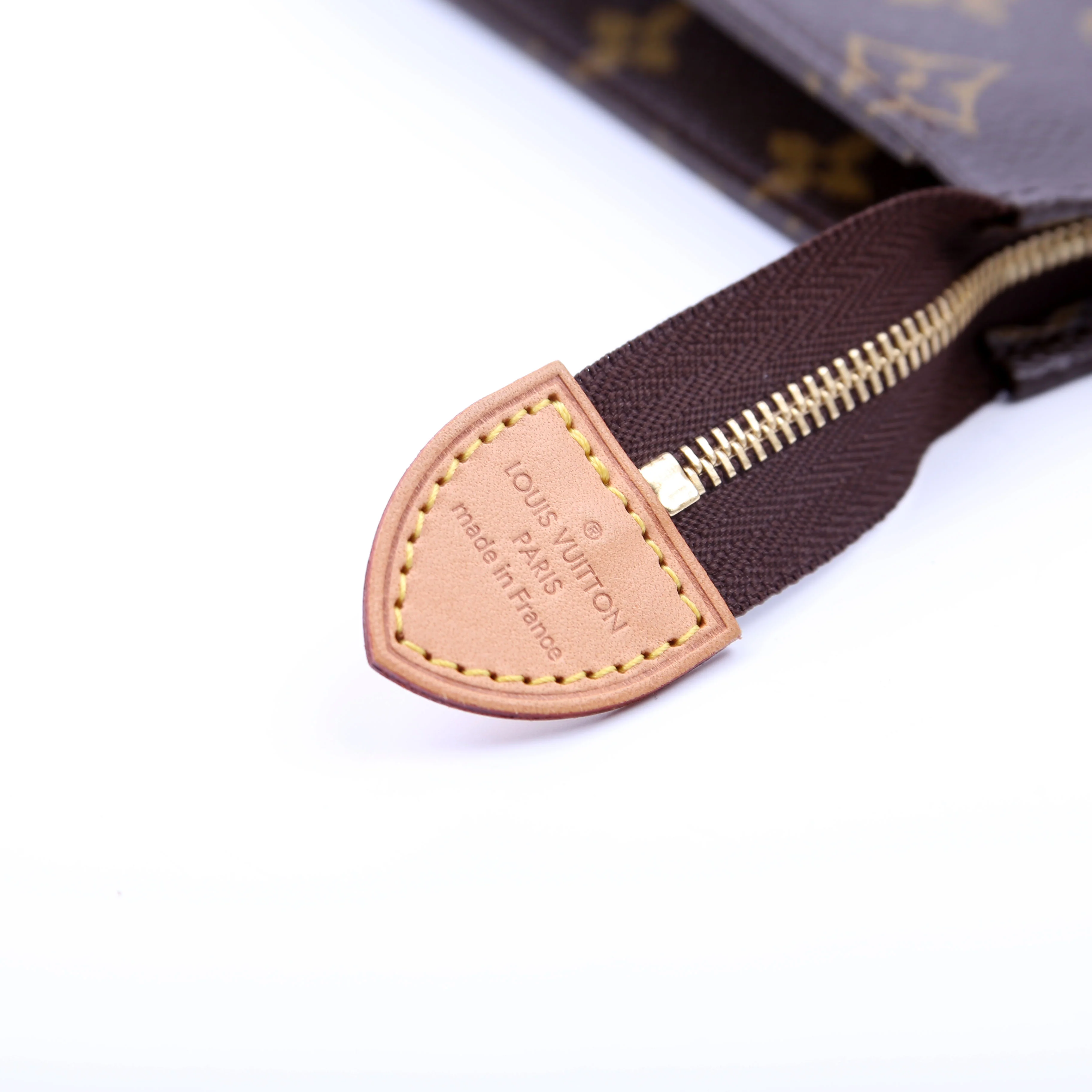 Toiletry Pouch 26 Newer Monogram - Image 11