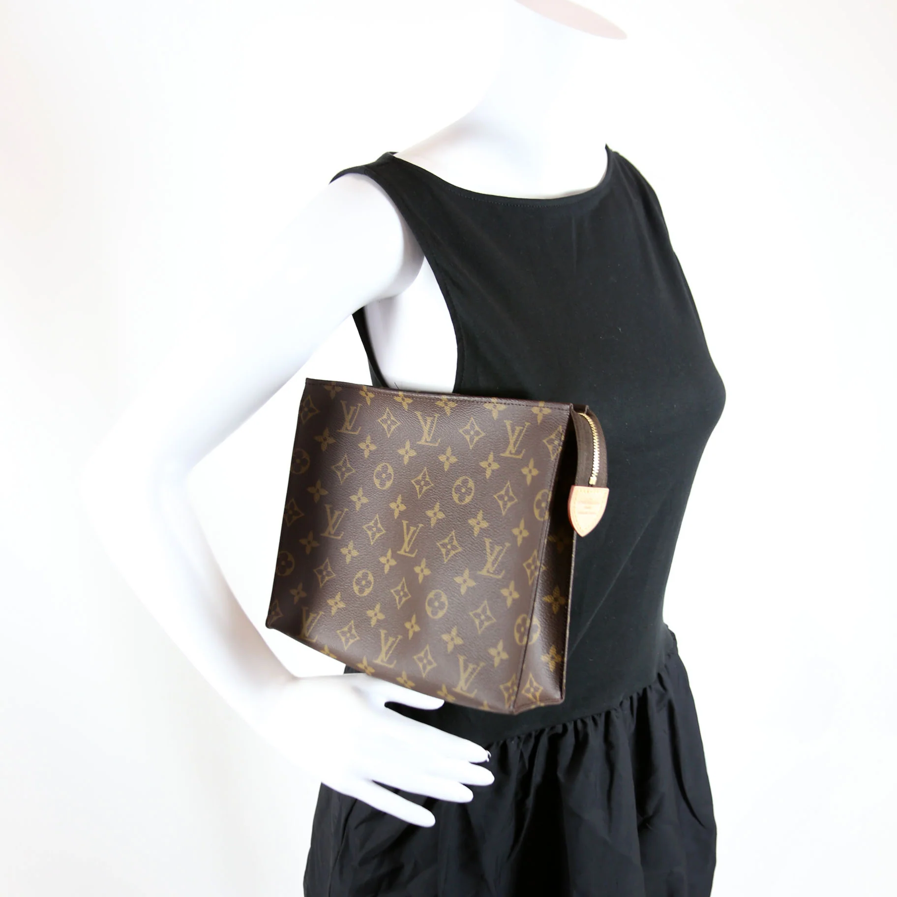 Toiletry Pouch 26 Newer Monogram - Image 9