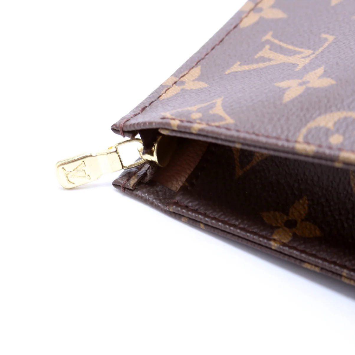 Toiletry Pouch 26 Newer Monogram - Image 6