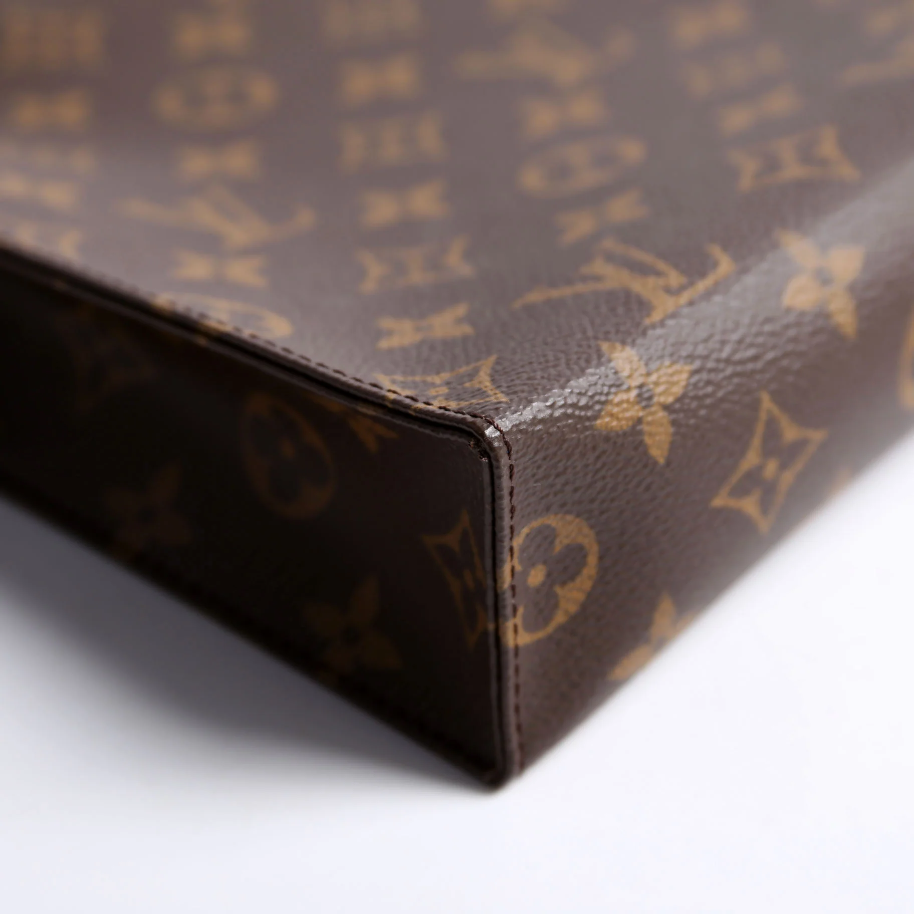 Toiletry Pouch 26 Newer Monogram - Image 4