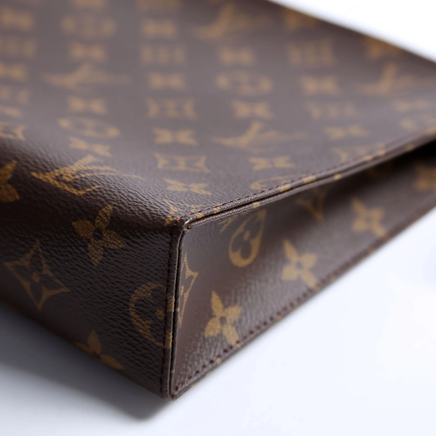 Toiletry Pouch 26 Newer Monogram - Image 5