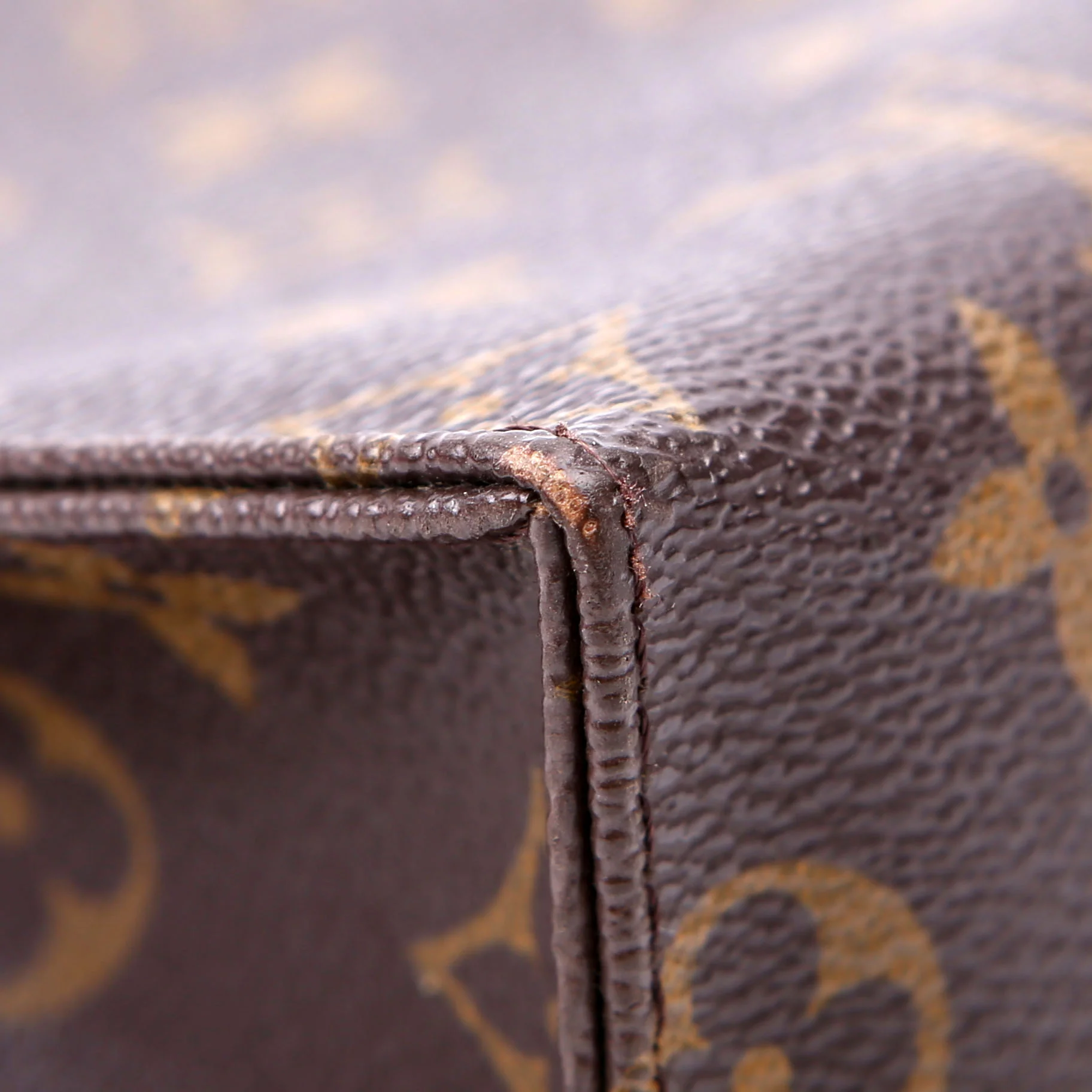 Toiletry Pouch 26 Newer Monogram - Image 5