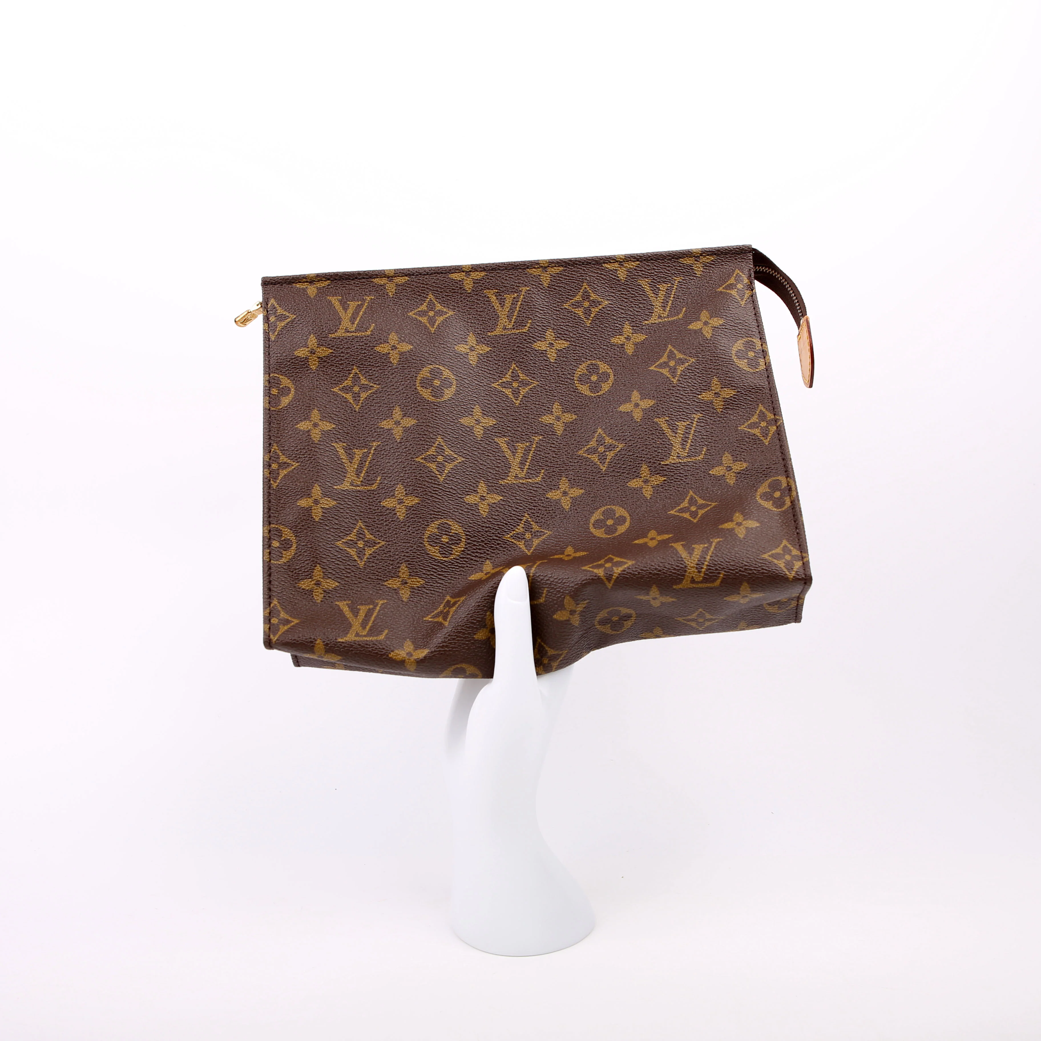 Toiletry Pouch 26 Newer Monogram - Image 12