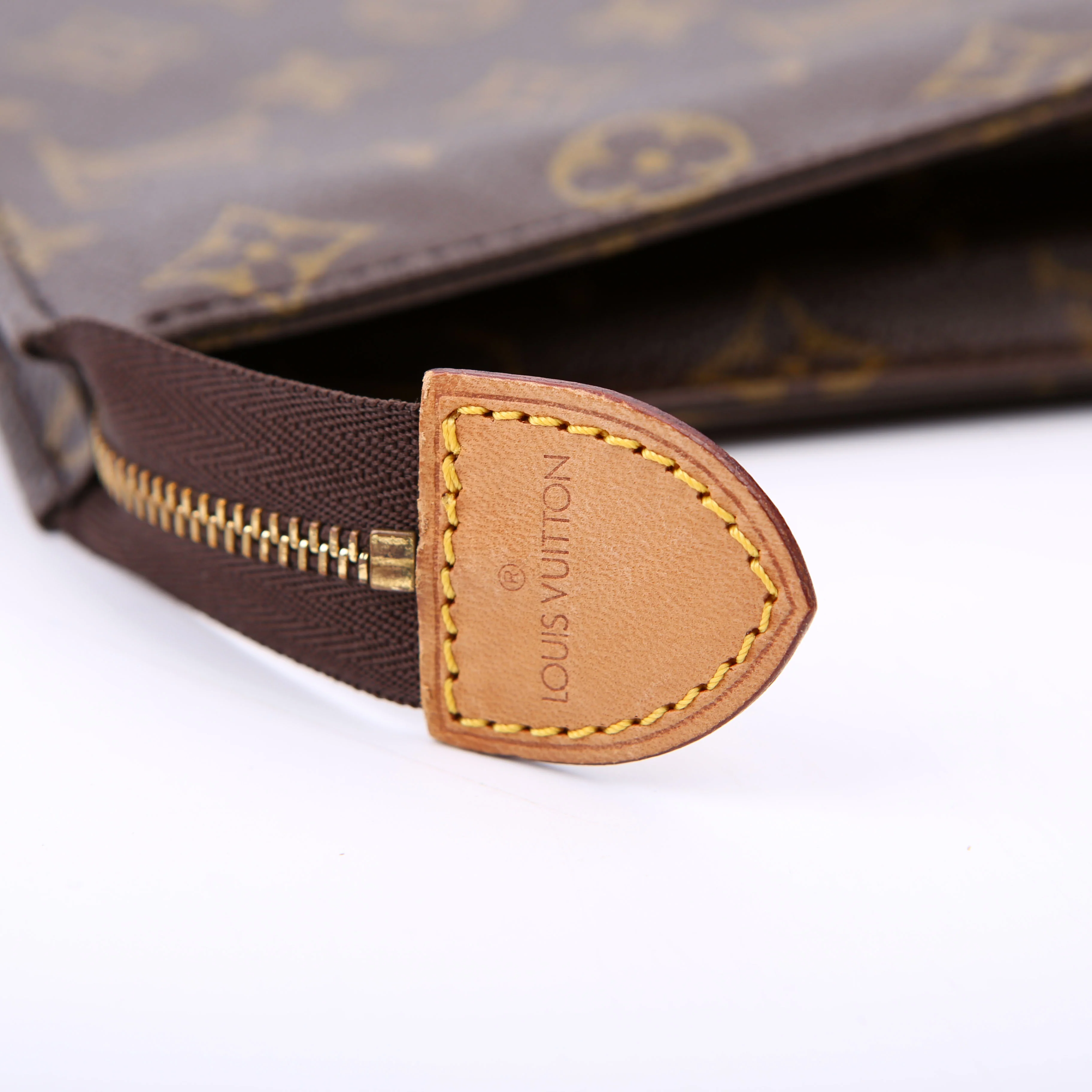 Toiletry Pouch 26 Newer Monogram - Image 9