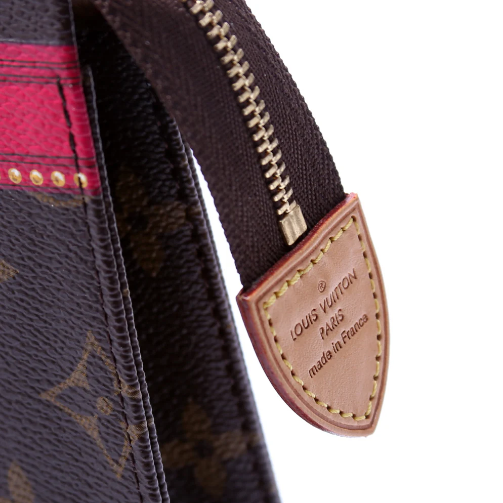 Toiletry Pouch 26 Summer Trunks Monogram - Image 6
