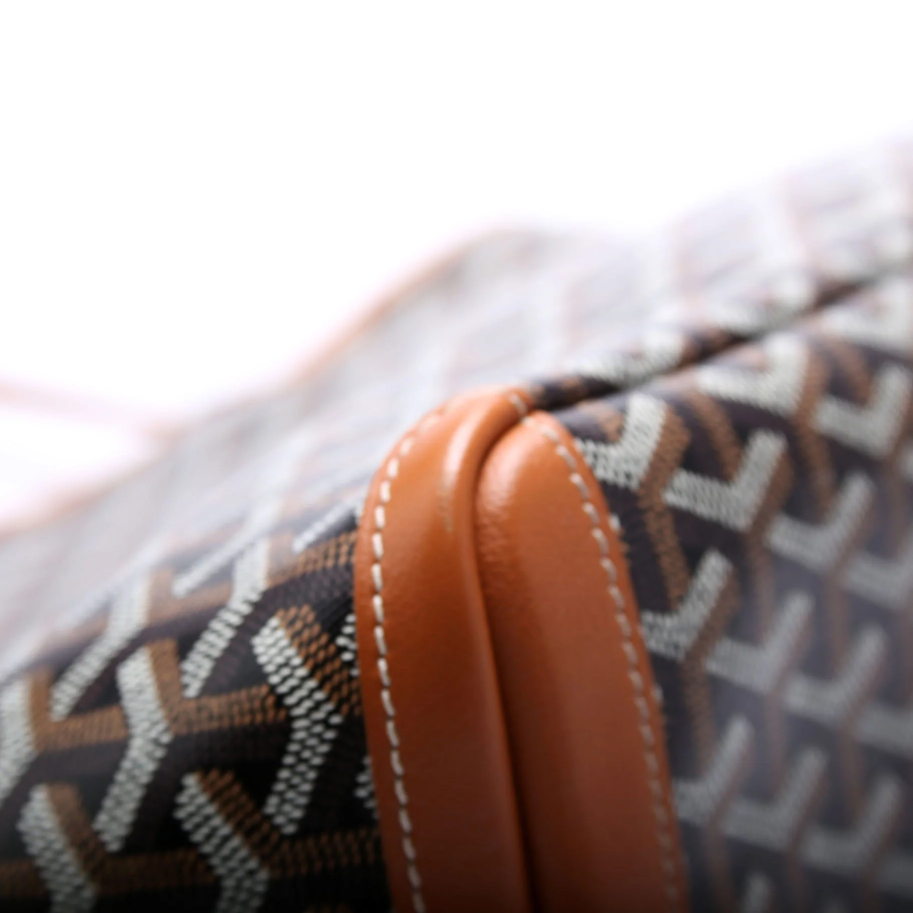 Artois PM Tote - Image 5