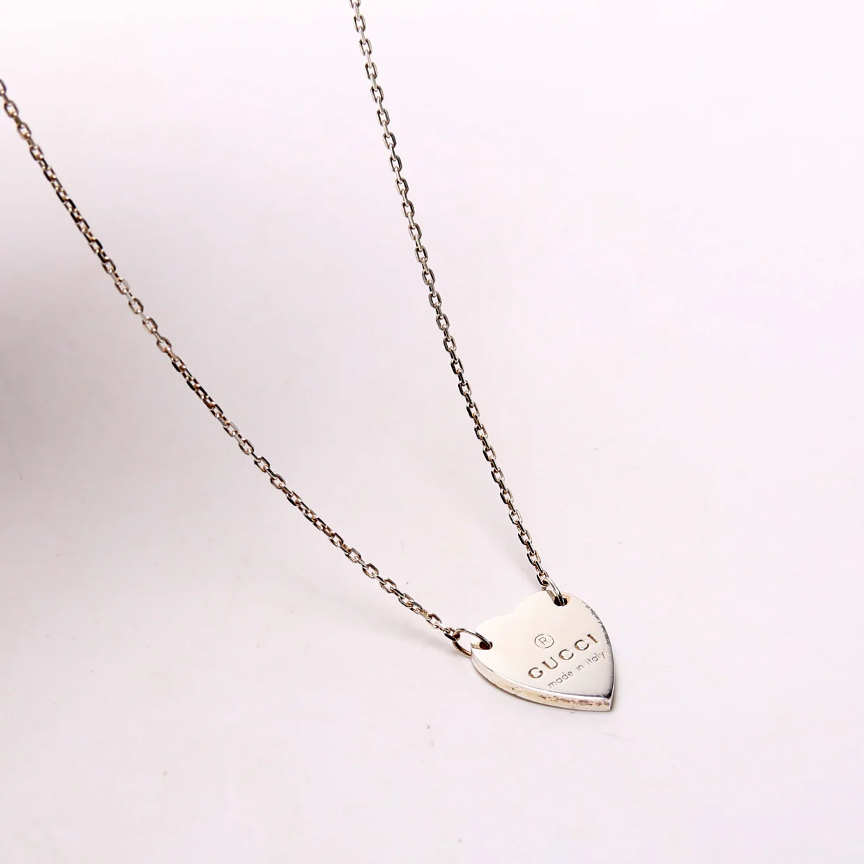 Trademark Heart Necklace Silver - Image 3