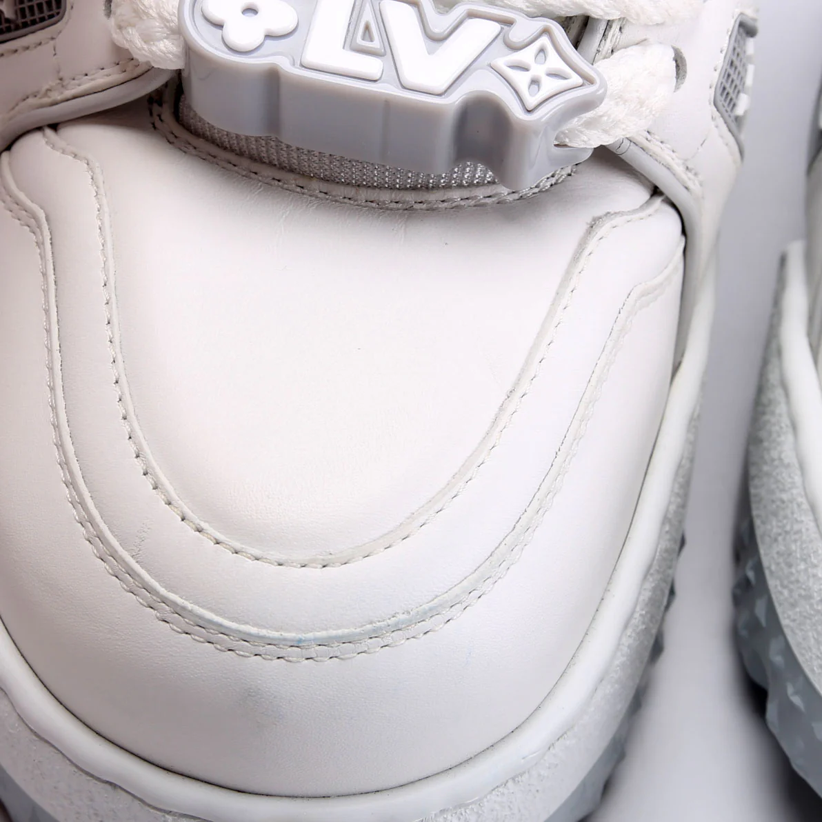 Trainer Maxi Size 39 White - Image 5