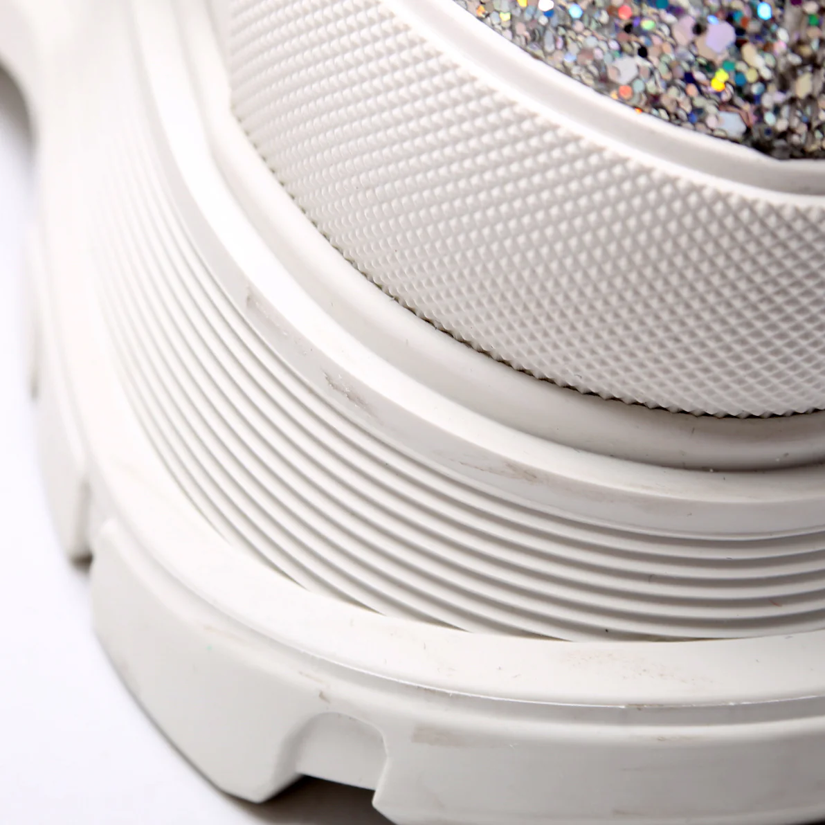 Tread Slick Low Top Glitter Sneakers Size 38.5 - Image 5