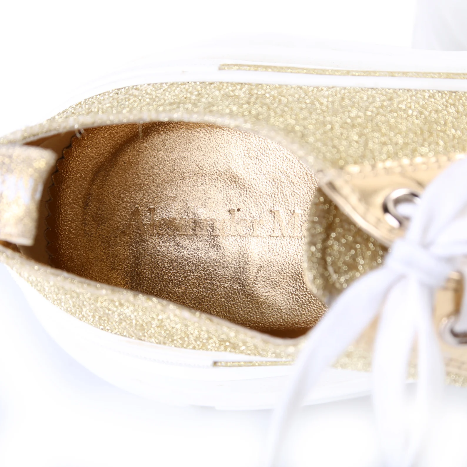 Tread Slick Low Top Sneakers Size 38 - Image 8