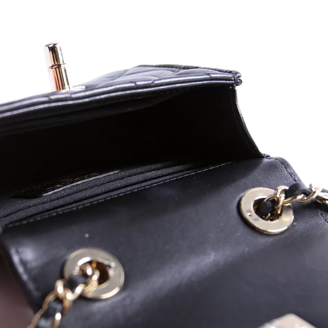Trendy CC Clutch With Chain Quilted Lambskin 32M Black - Image 13