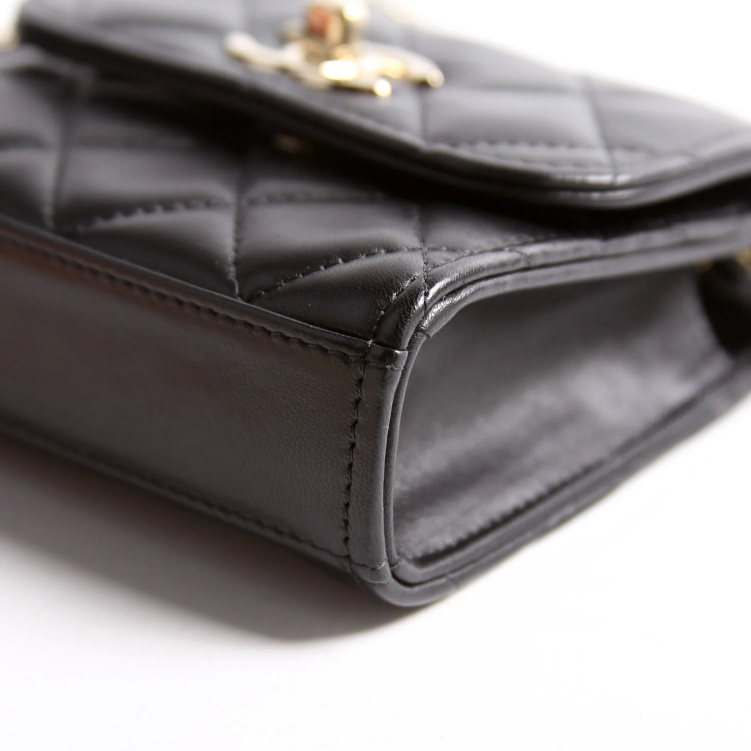 Trendy CC Clutch With Chain Quilted Lambskin 32M Black - Image 7