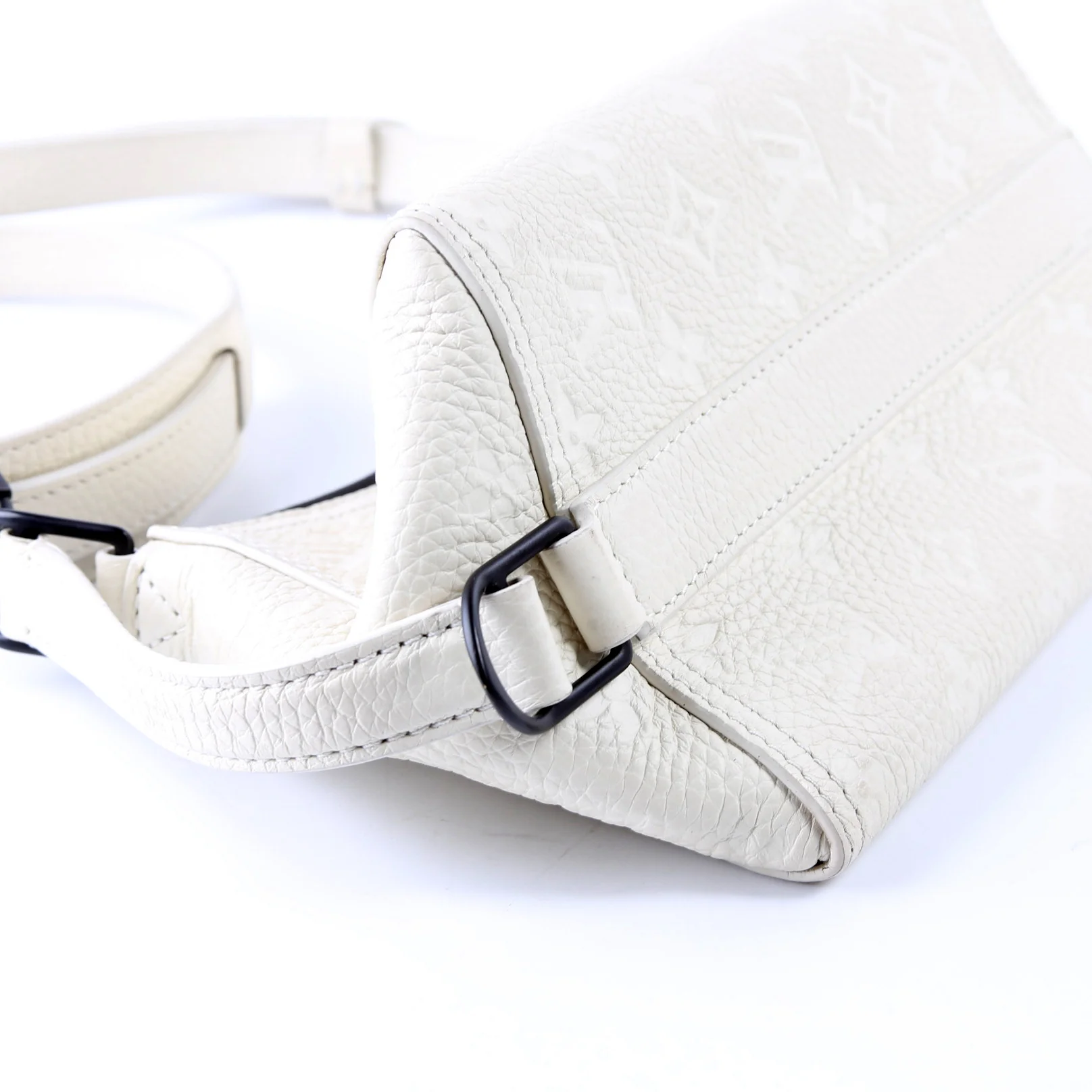 Triangle Crossbody Empreinte Cream - Image 6