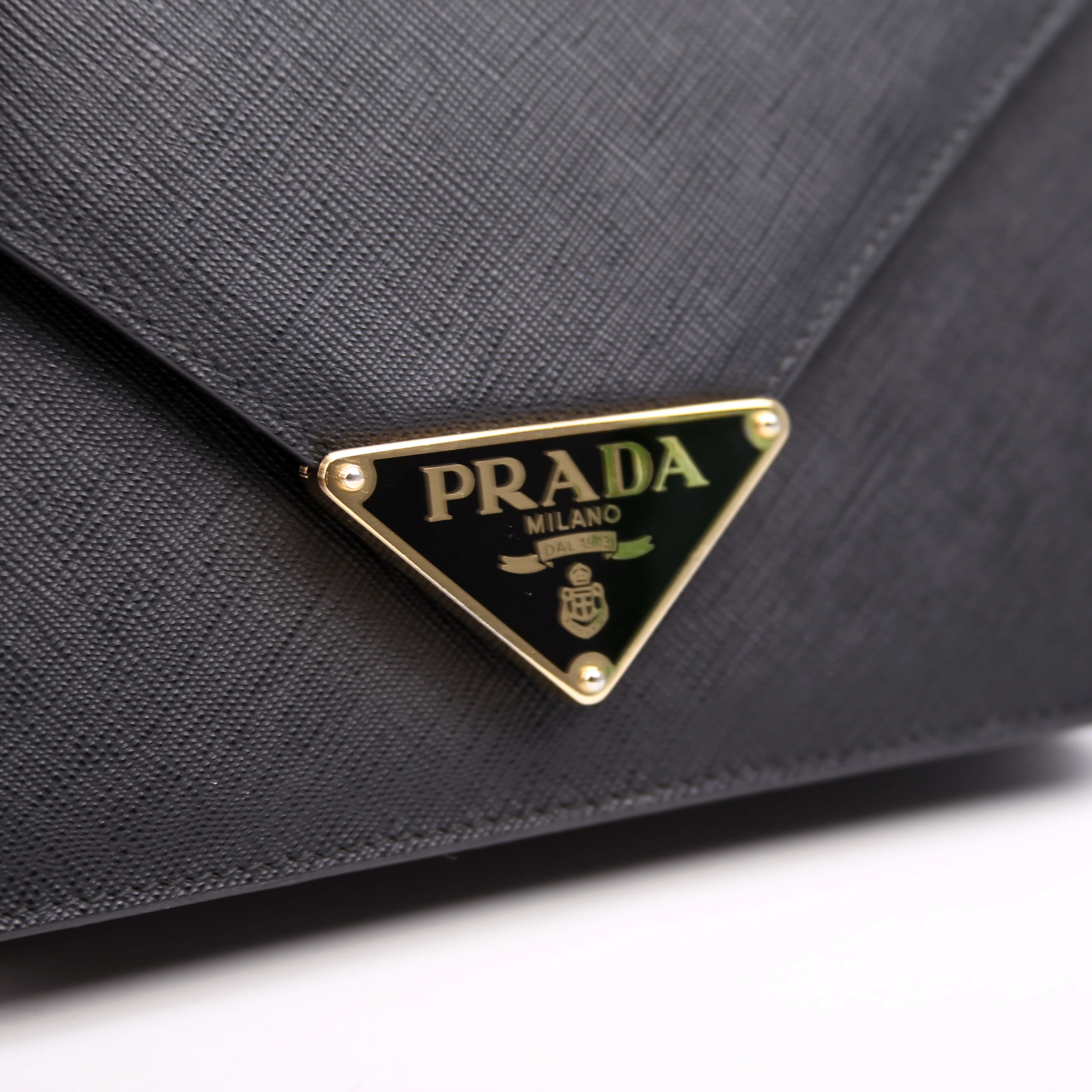 Triangle Envelope Saffiano Black - Image 10