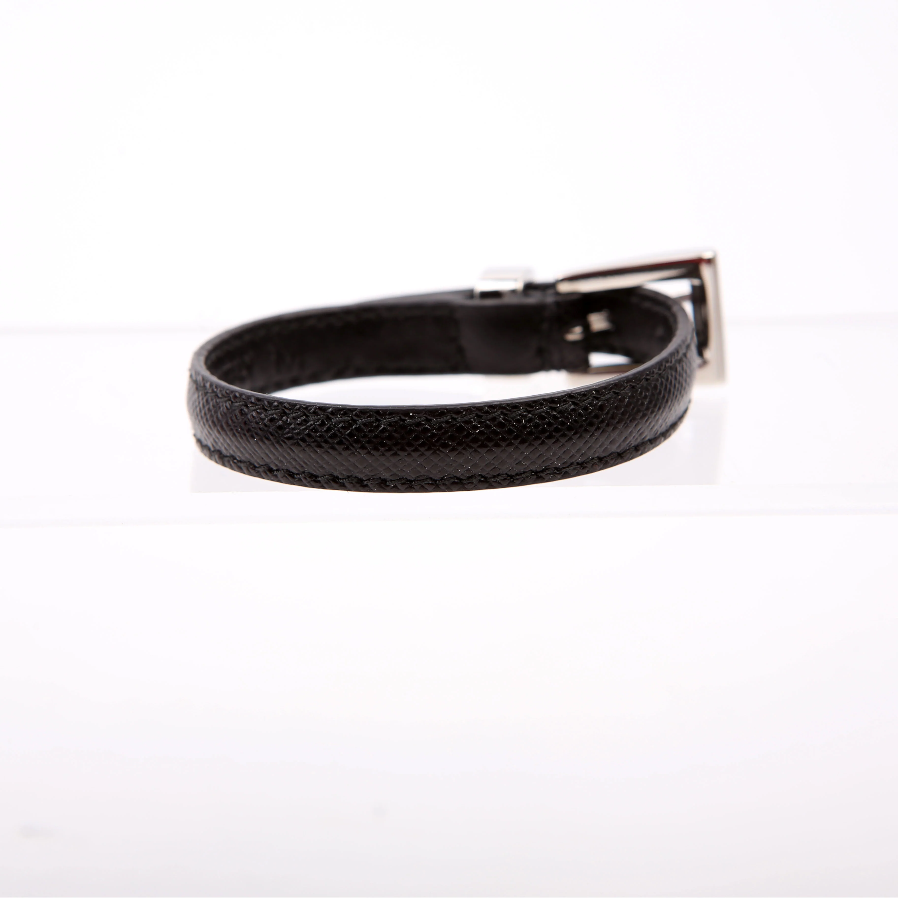 Triangle Logo Bracelet Black - Image 3